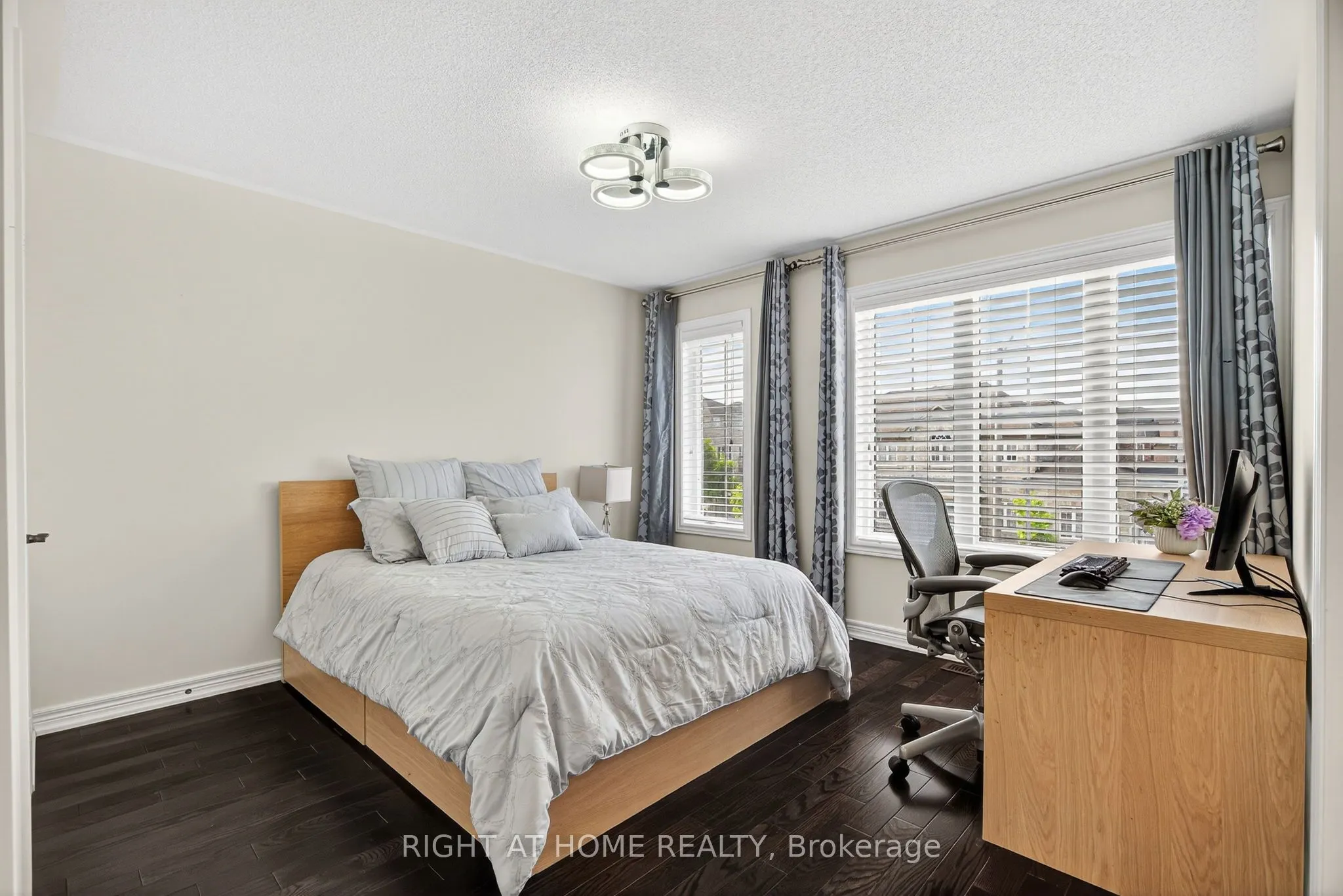 268 Carrier Crescent