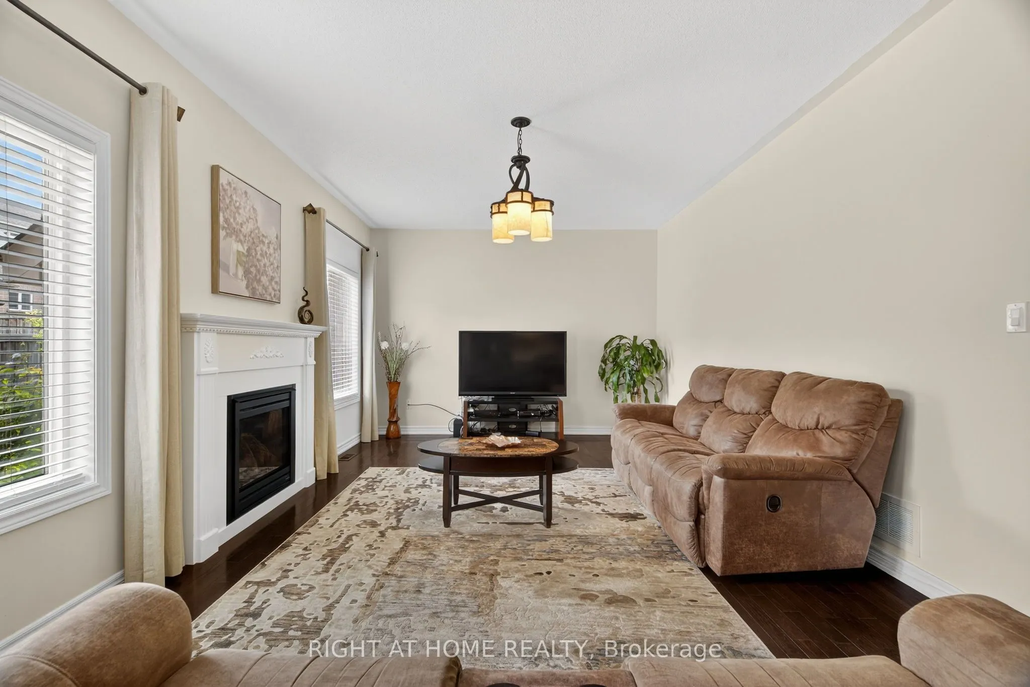 268 Carrier Crescent
