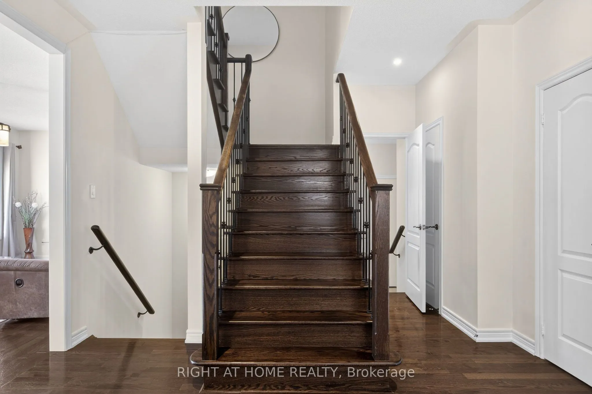 268 Carrier Crescent