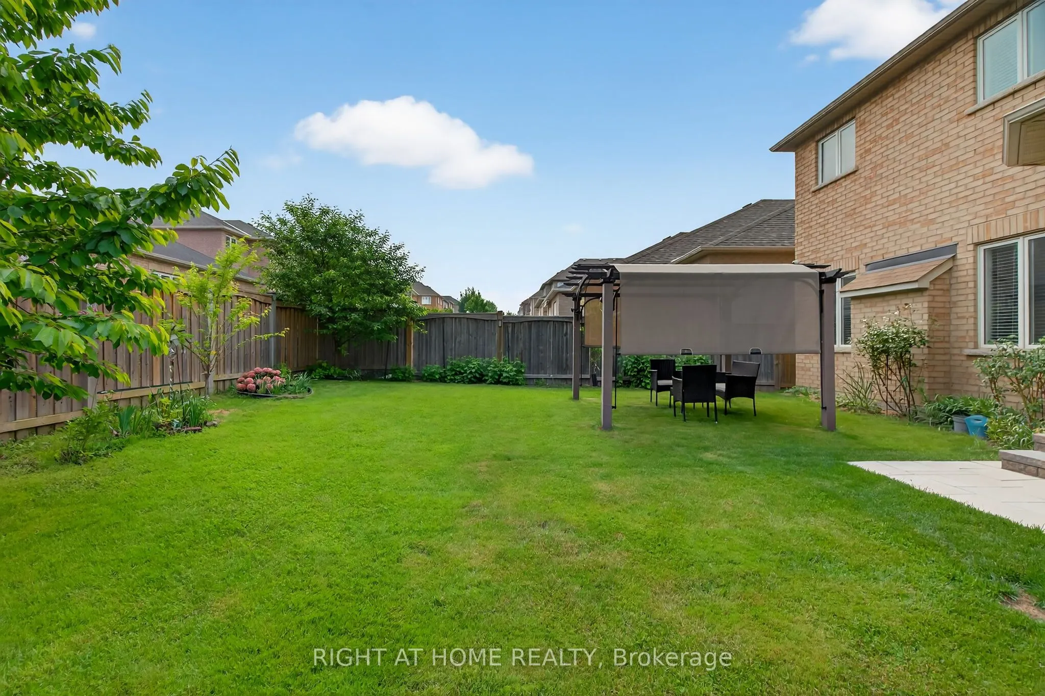 268 Carrier Crescent