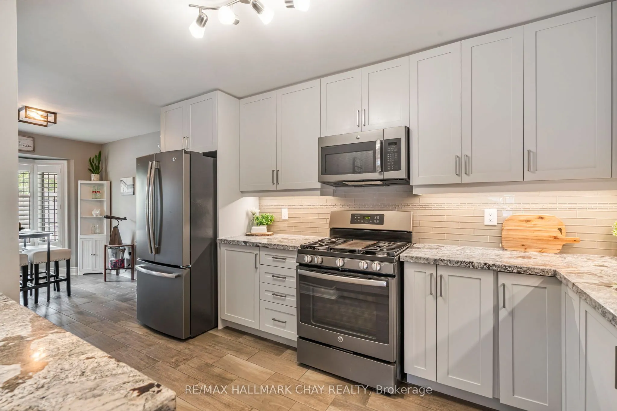 17 Hillcrest Drive, #1