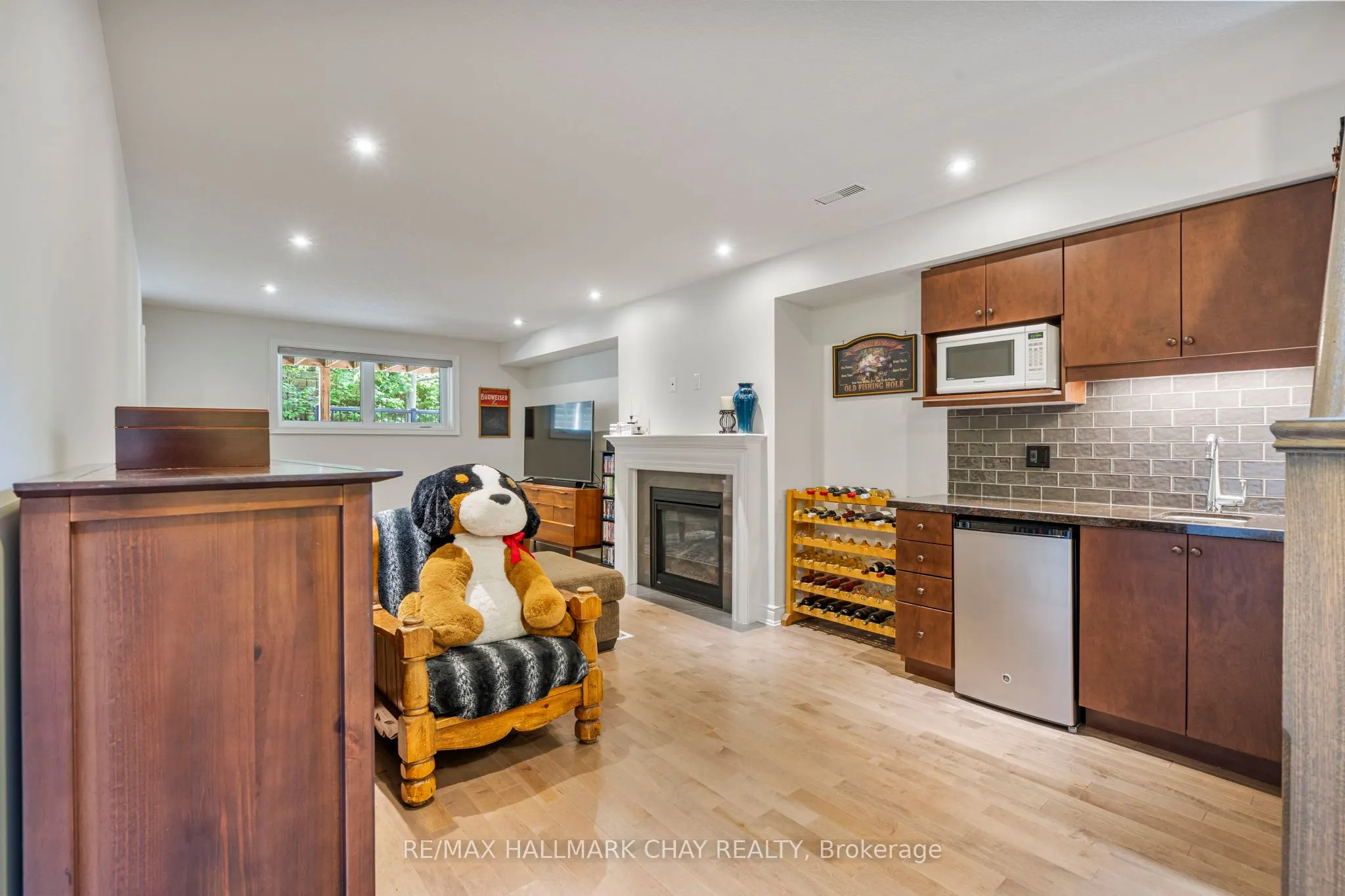 17 Hillcrest Drive, #1