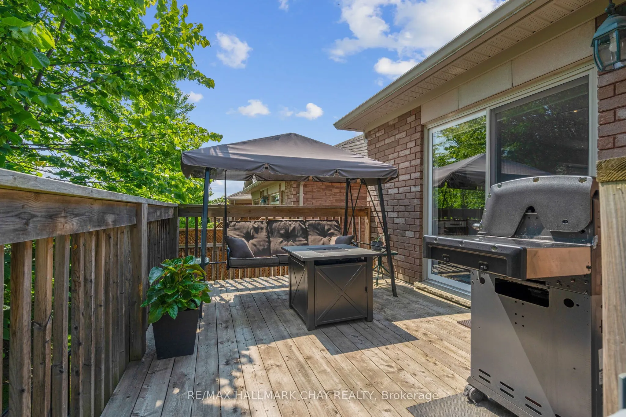 17 Hillcrest Drive, #1
