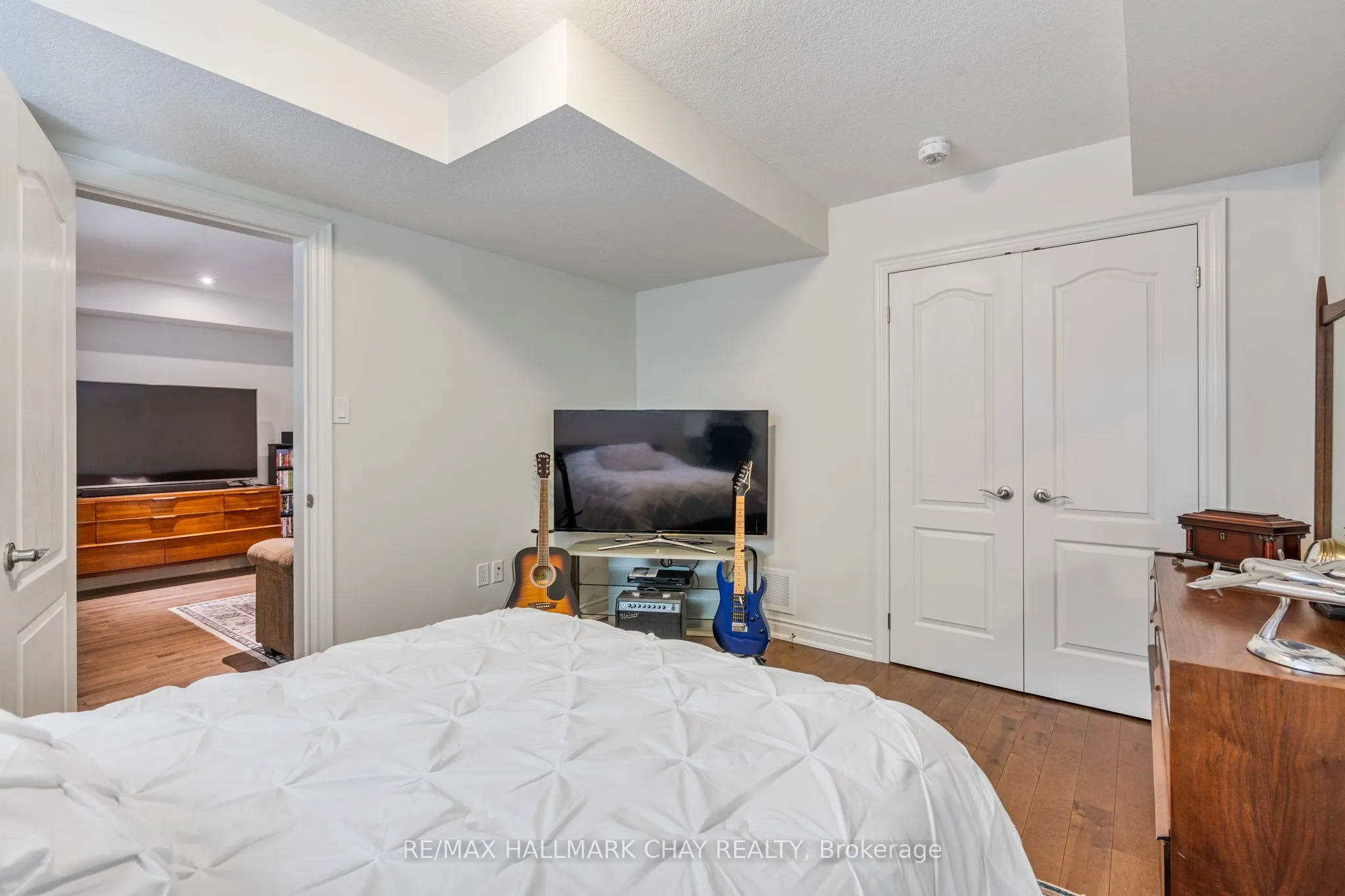 17 Hillcrest Drive, #1