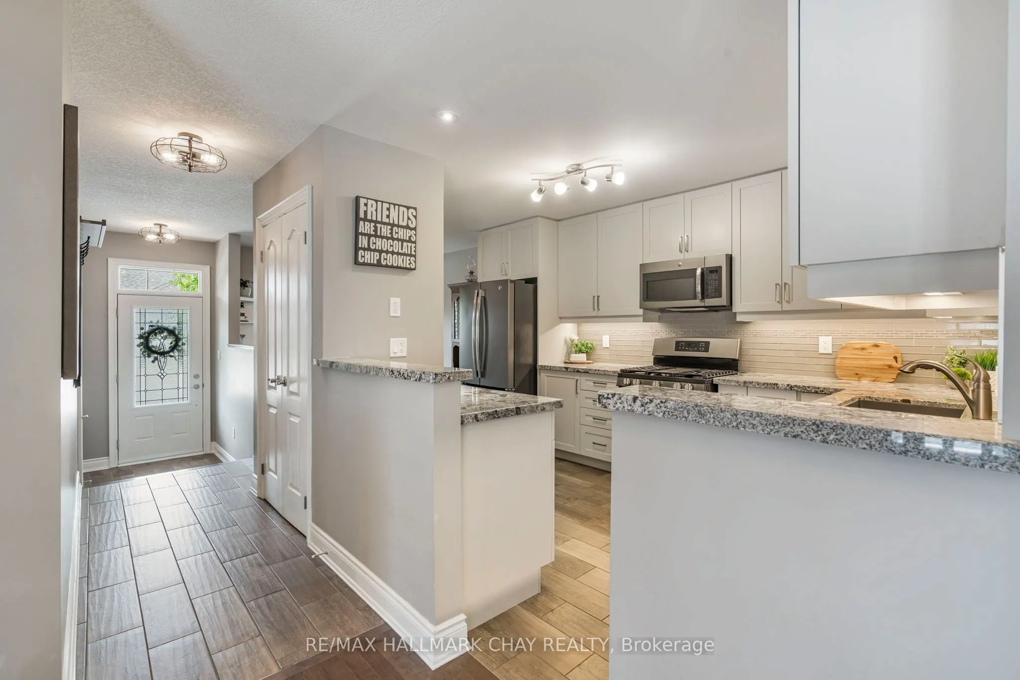 17 Hillcrest Drive, #1