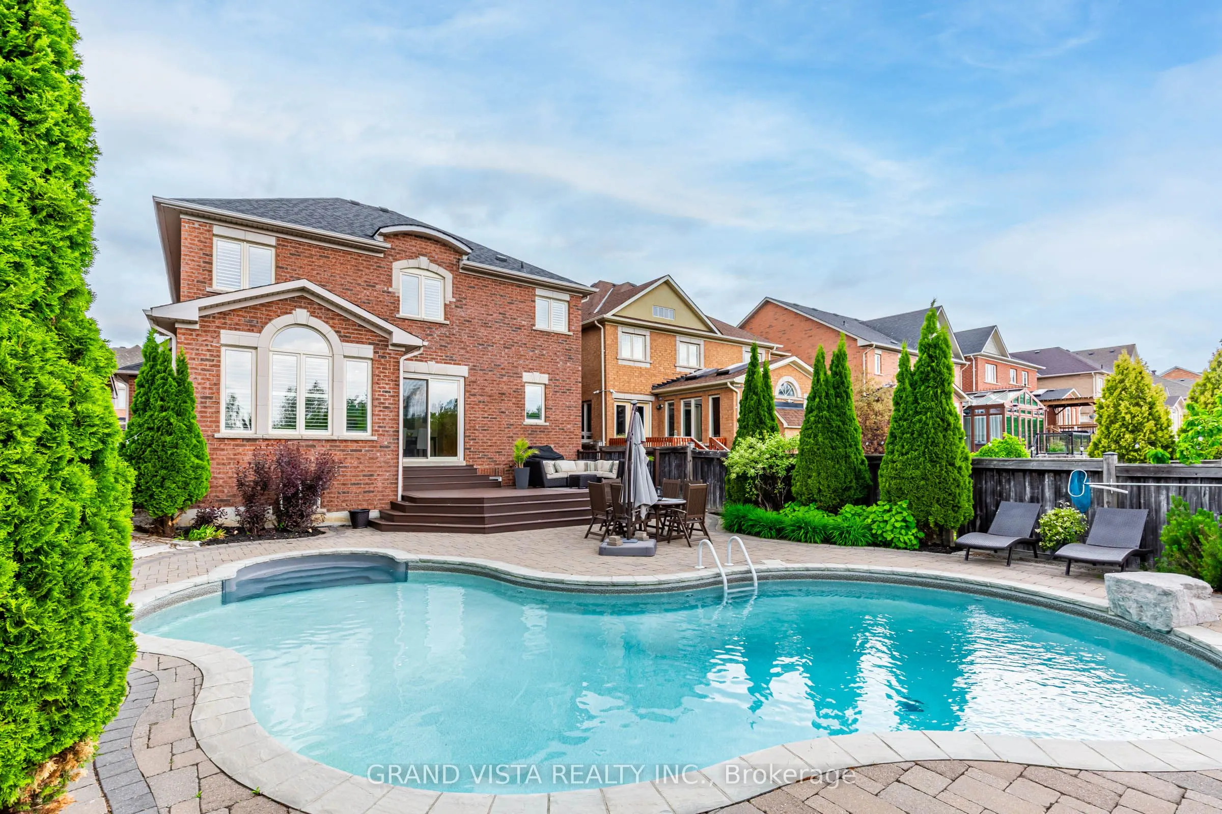 31 Routledge Drive