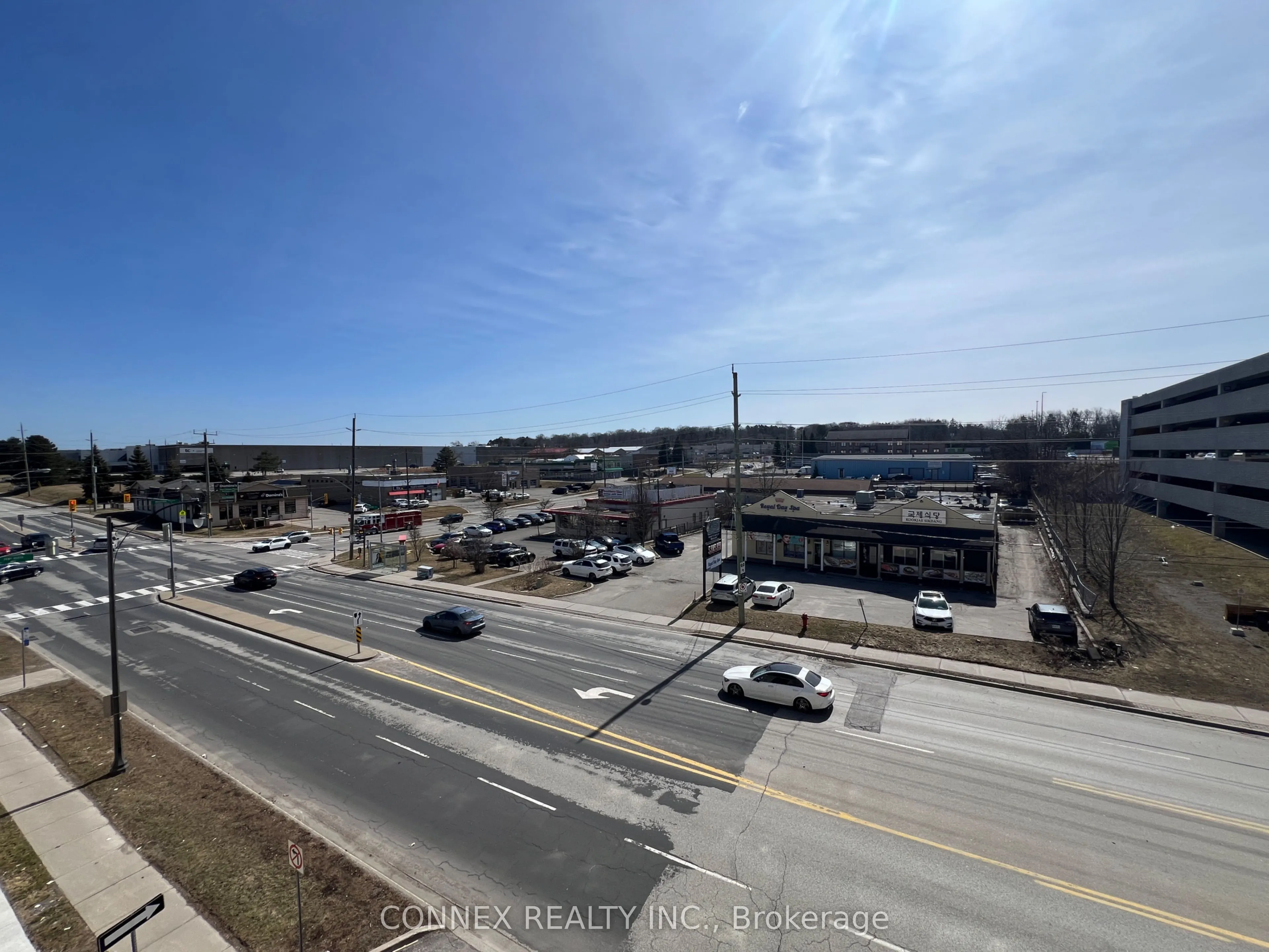 160 Wellington Street E, #403