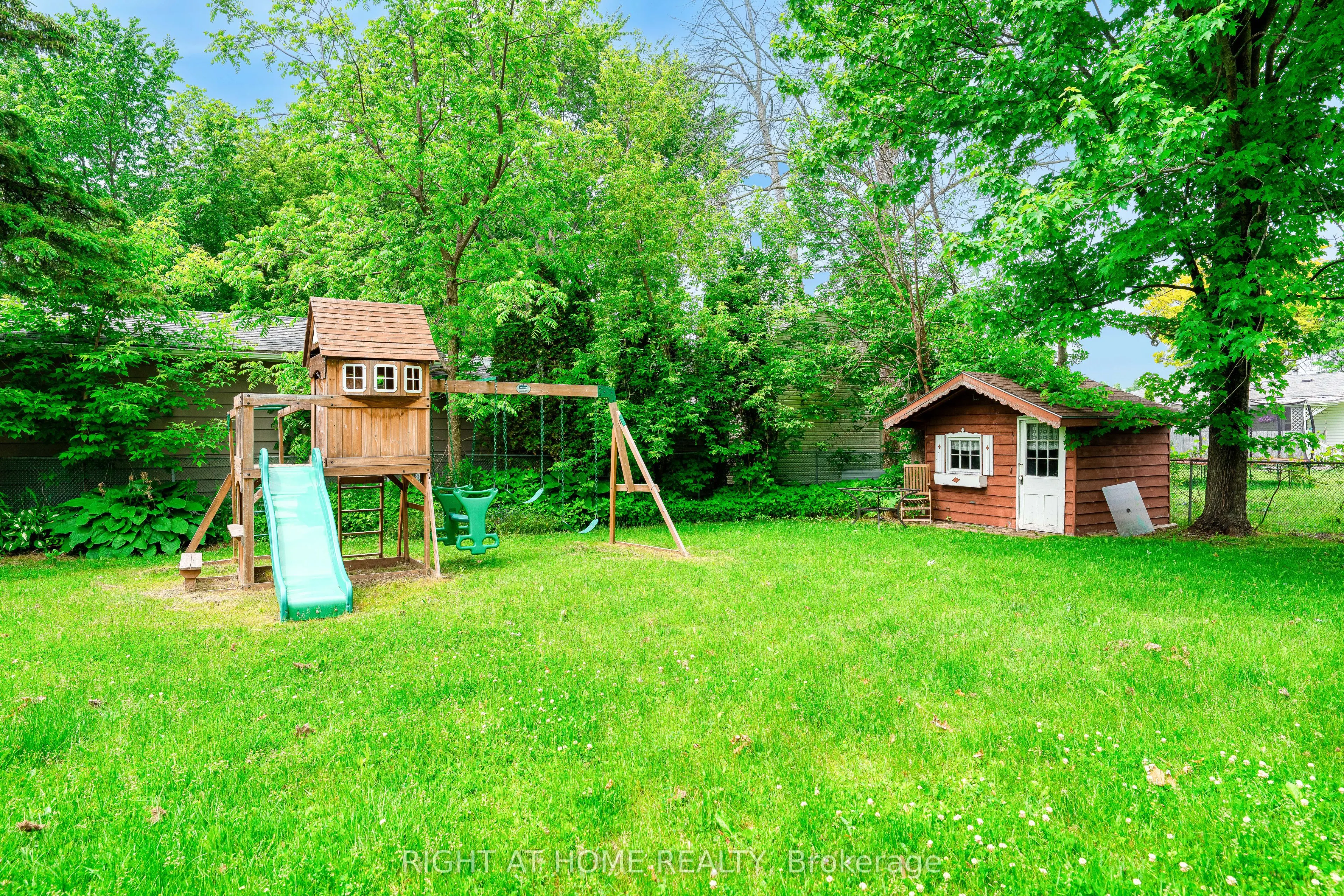 1152 Birch Road