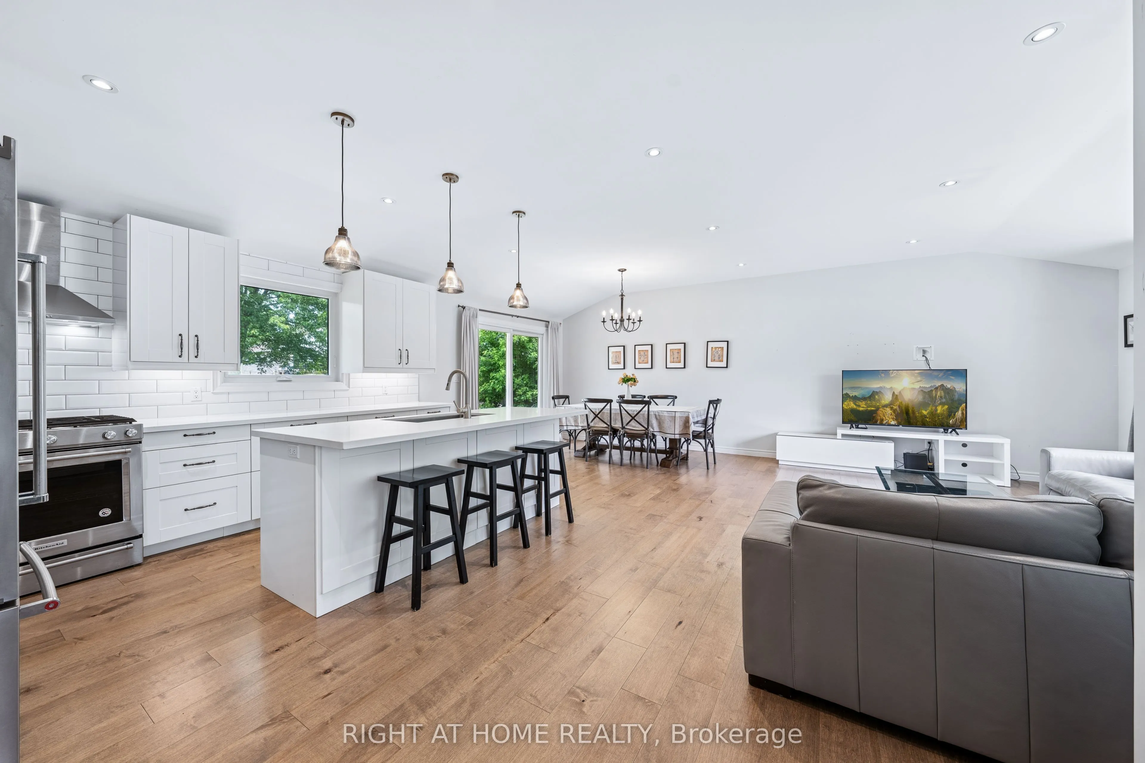1152 Birch Road