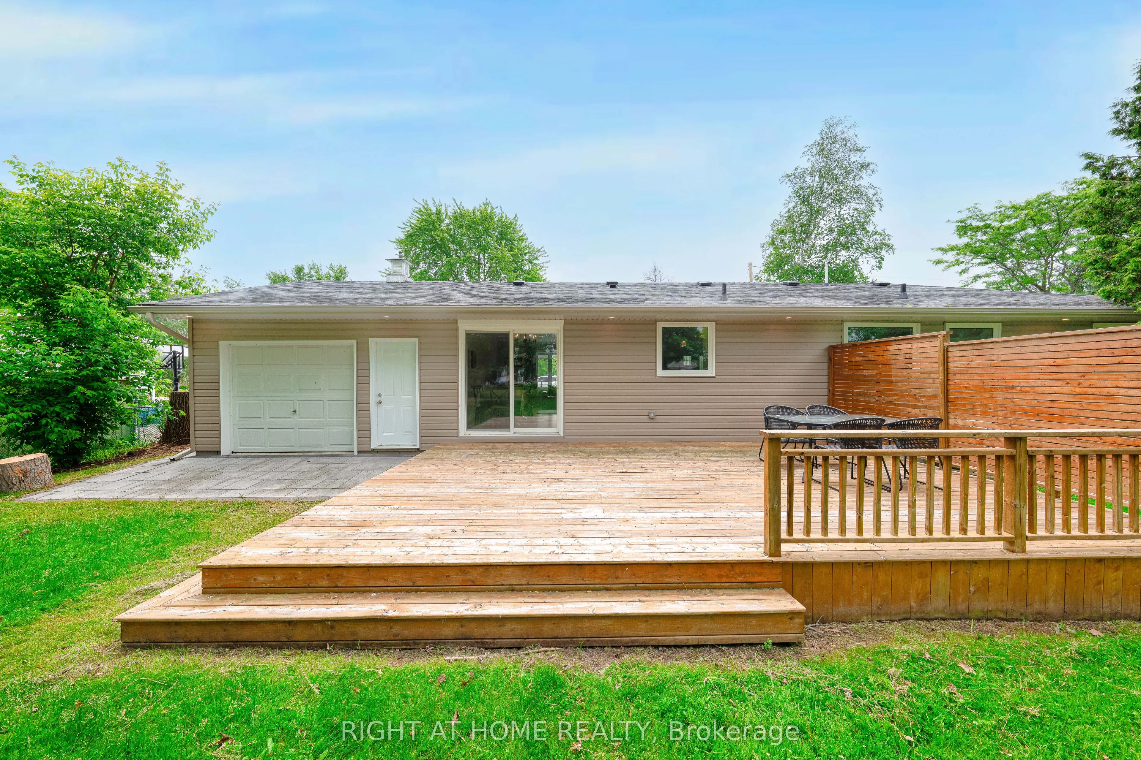 1152 Birch Road