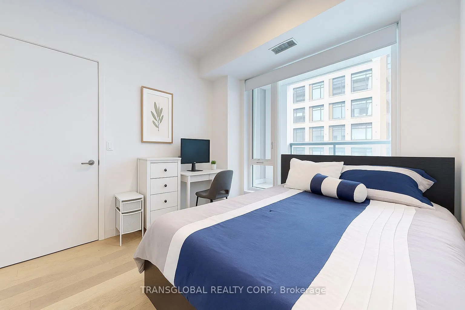 7950 Bathurst Street, #202