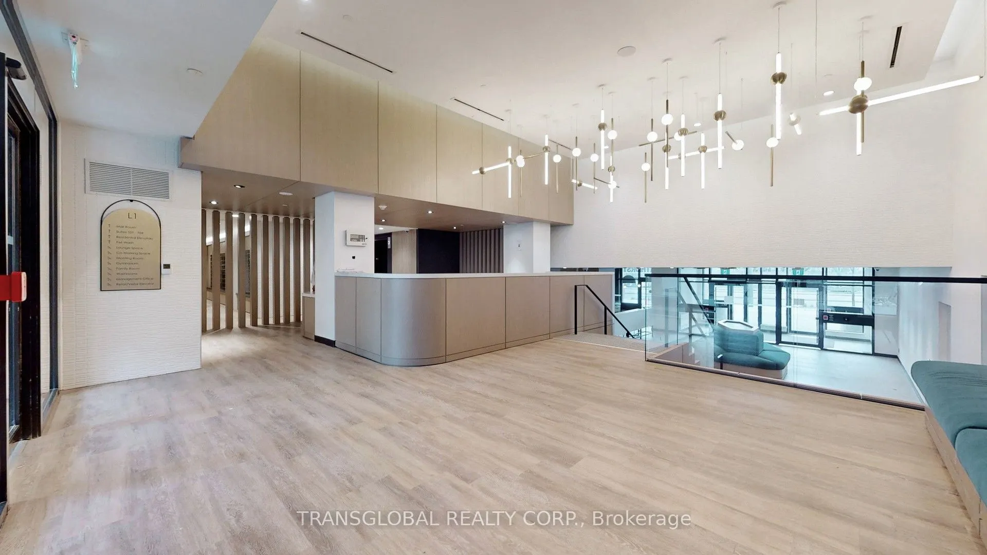 7950 Bathurst Street, #202
