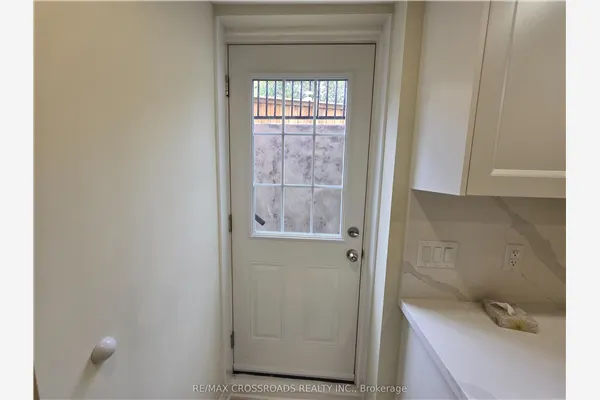 66 Morrison Crescent