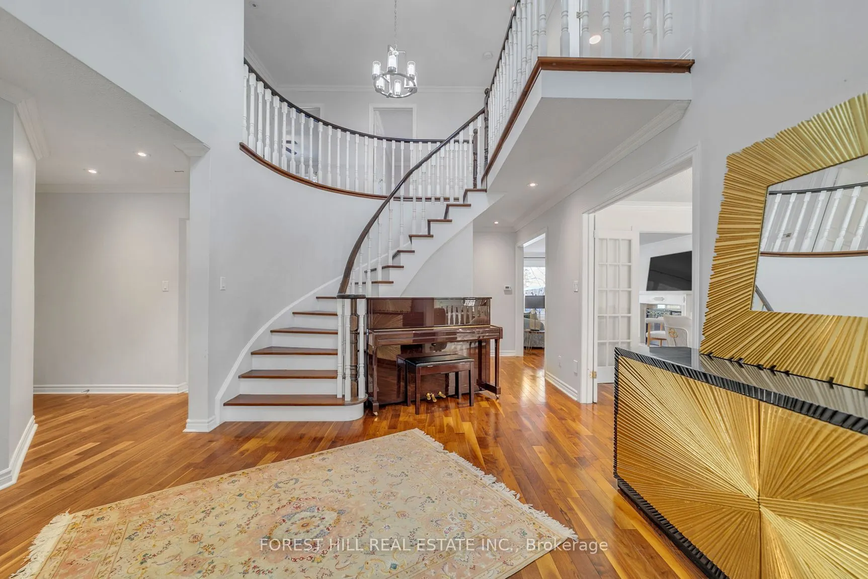 27 Grovepark Street