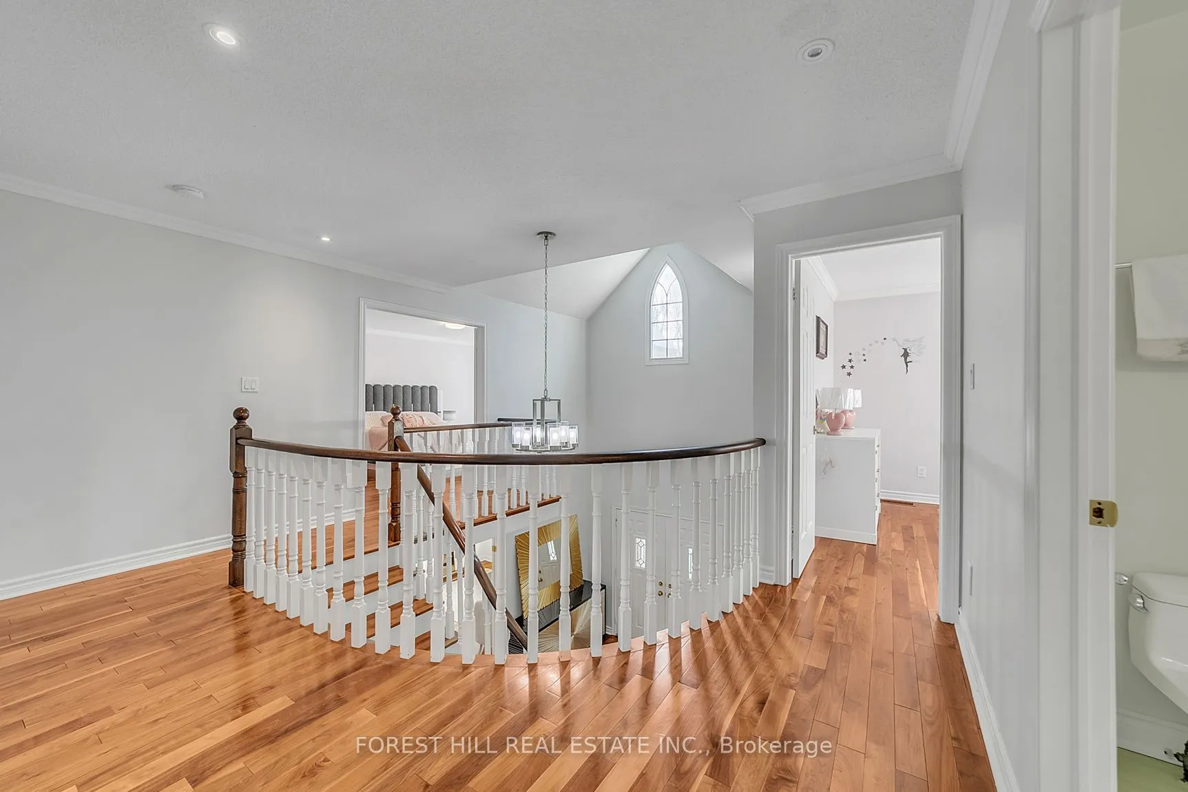 27 Grovepark Street