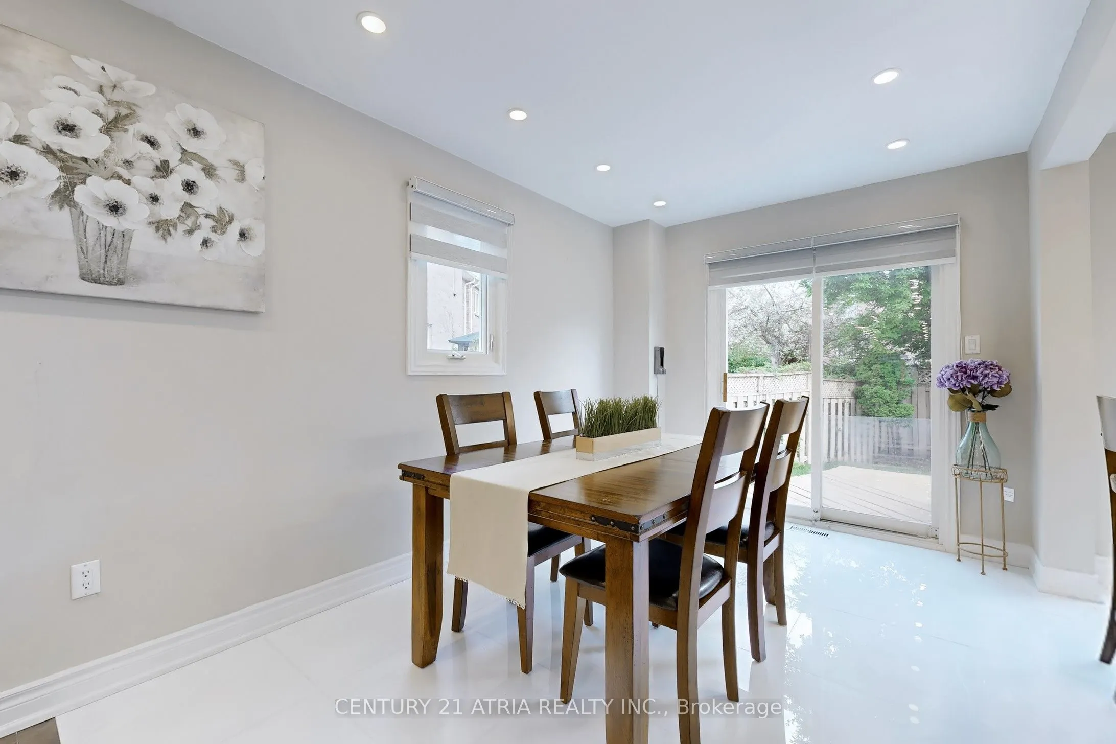 60 Steepleview Crescent