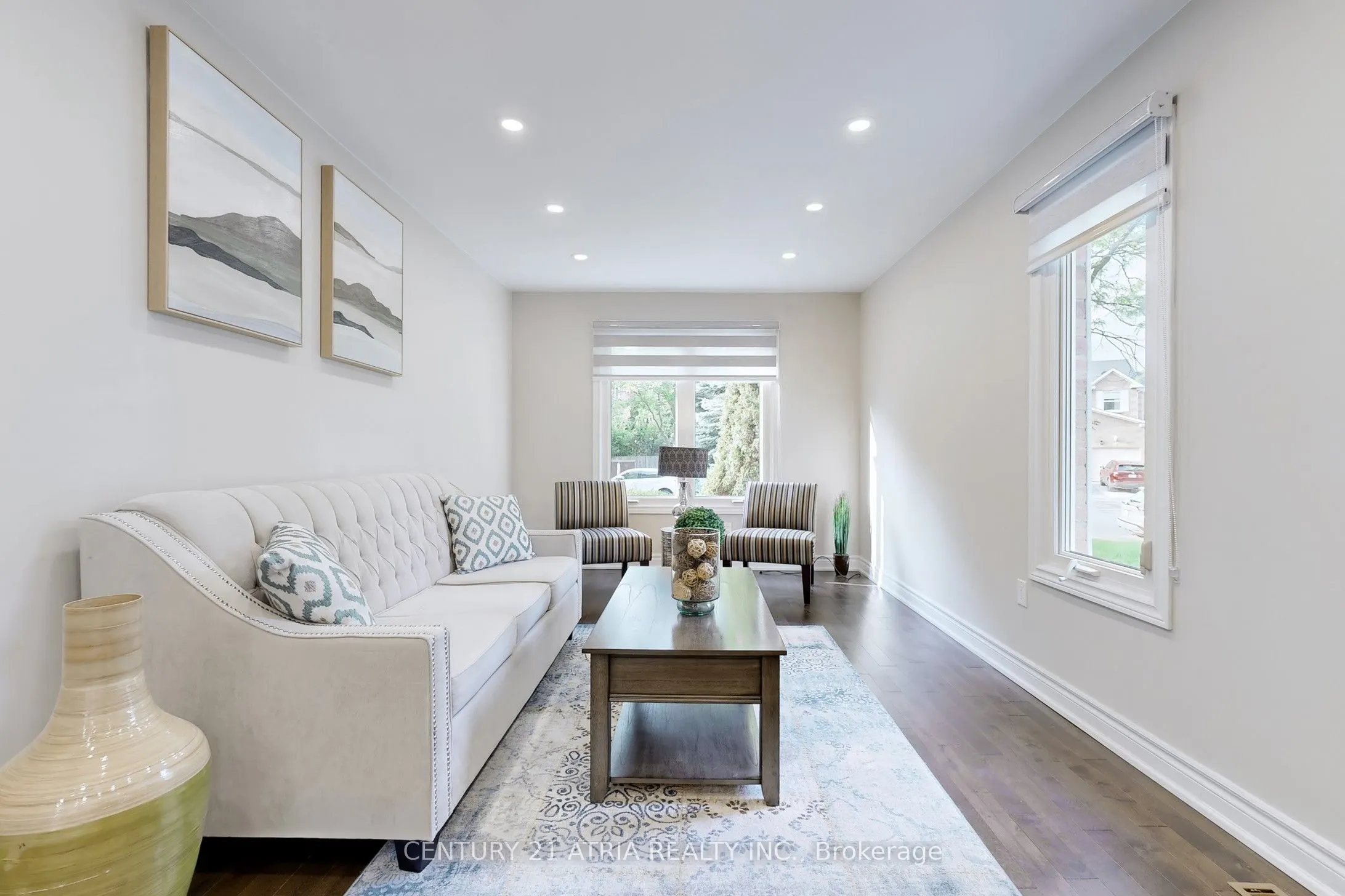 60 Steepleview Crescent