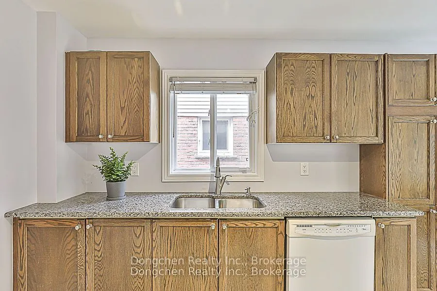 92 Stephenson Crescent