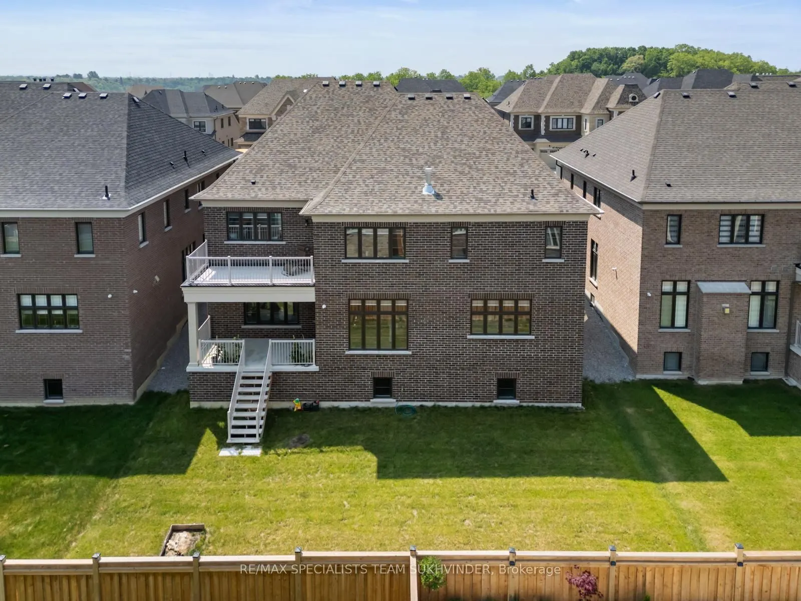 50 Appleyard Avenue