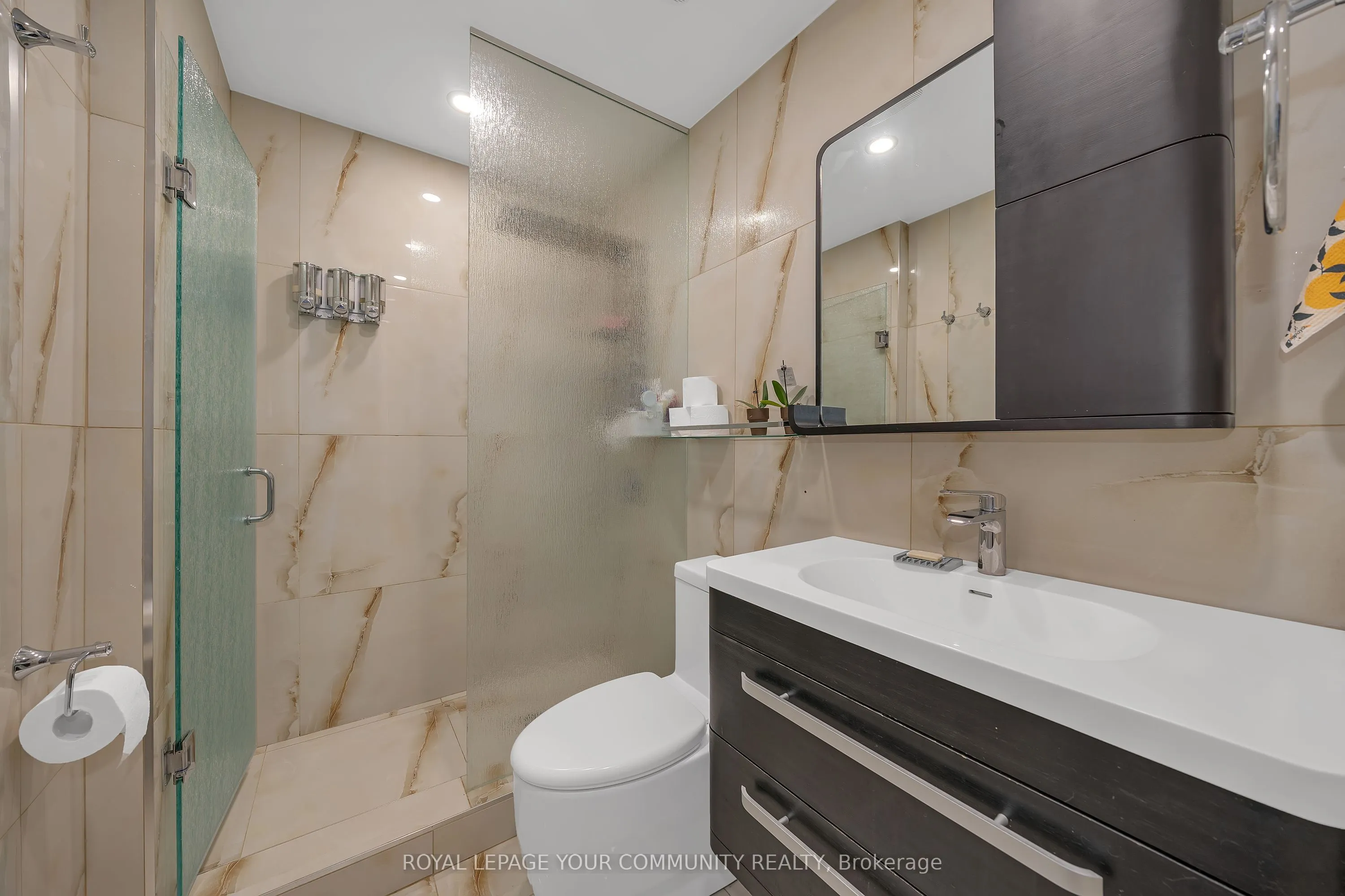 16 Elgin Street, #254