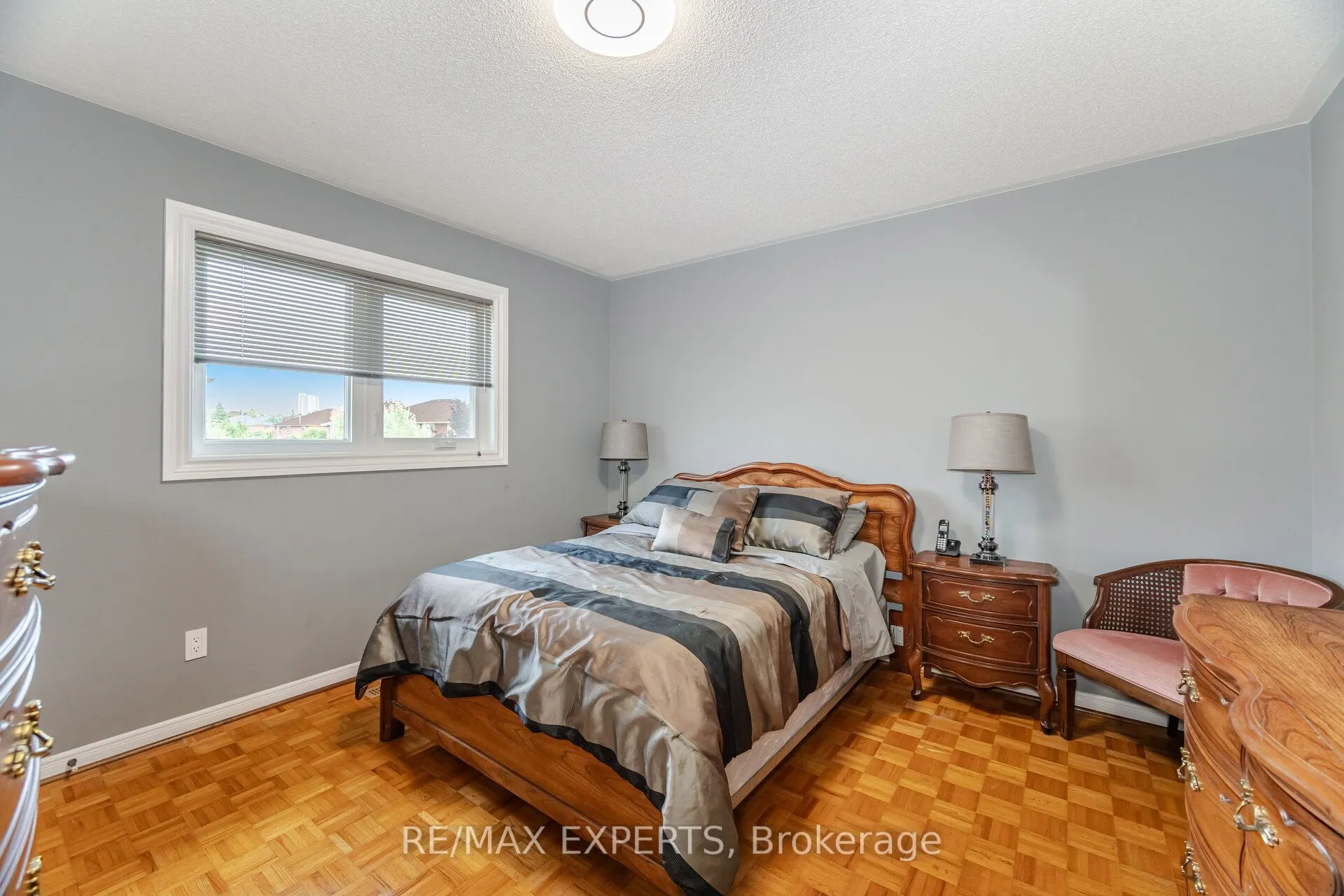 21 Williamsburg Lane