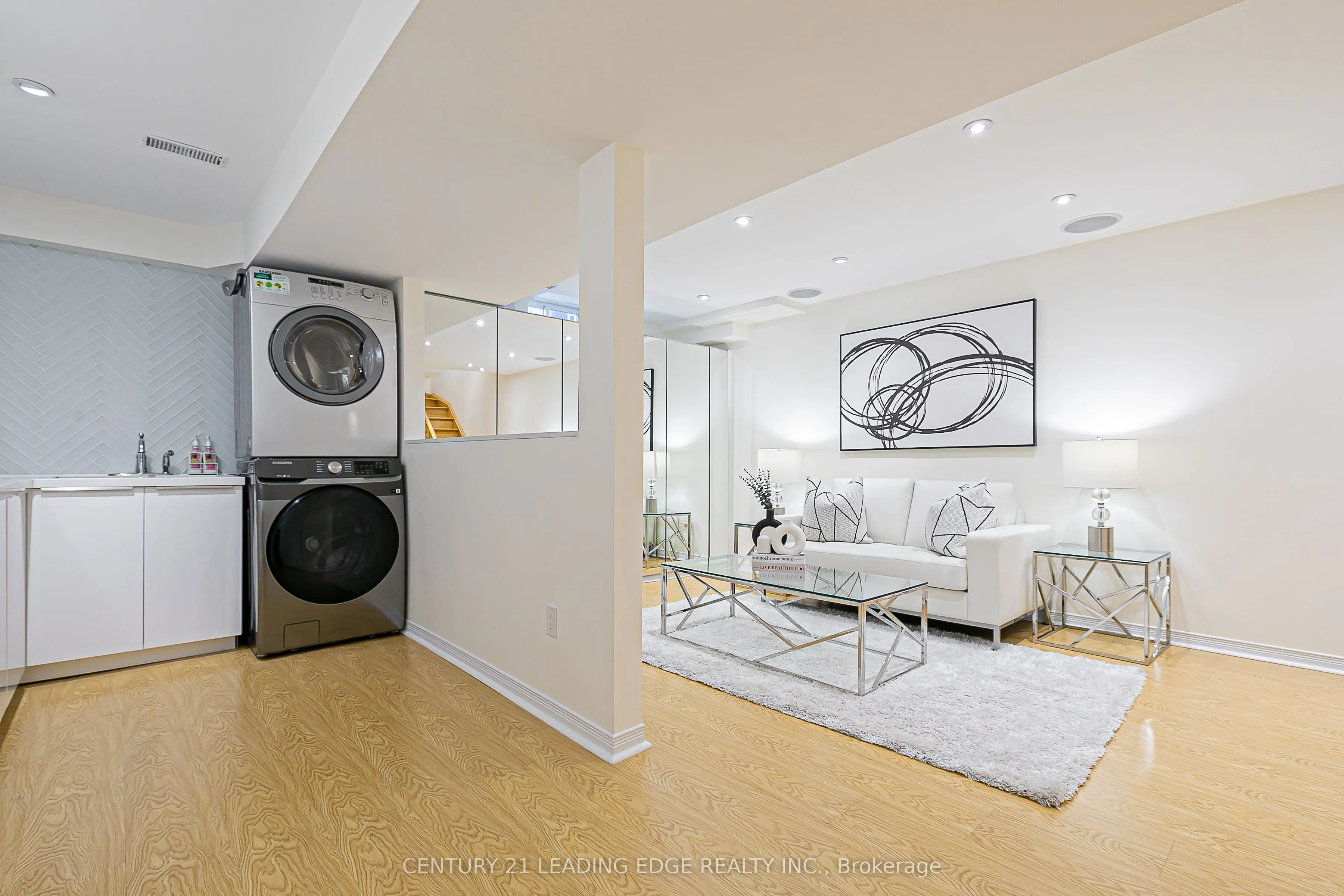 13 LODESTONE Lane