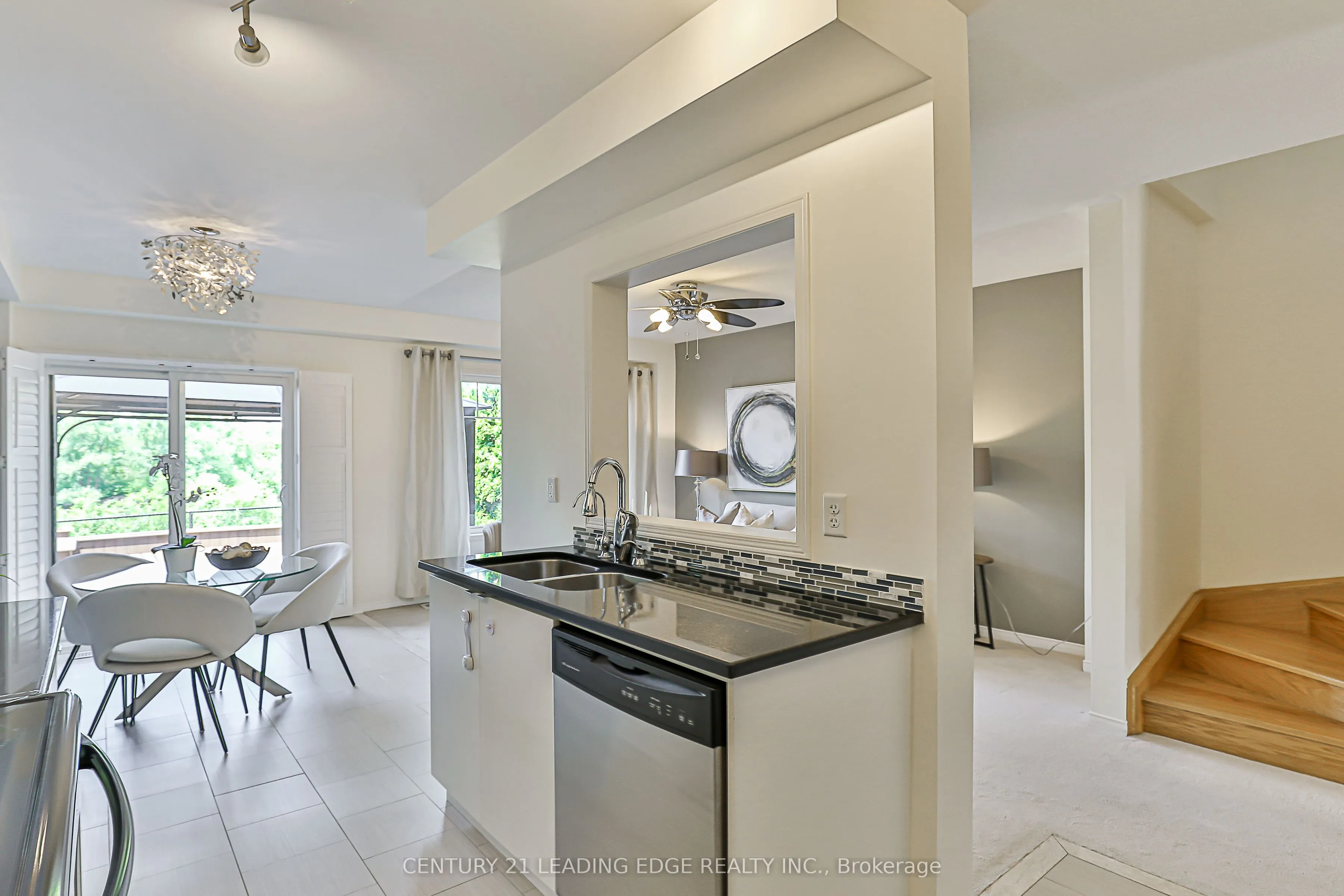 13 LODESTONE Lane