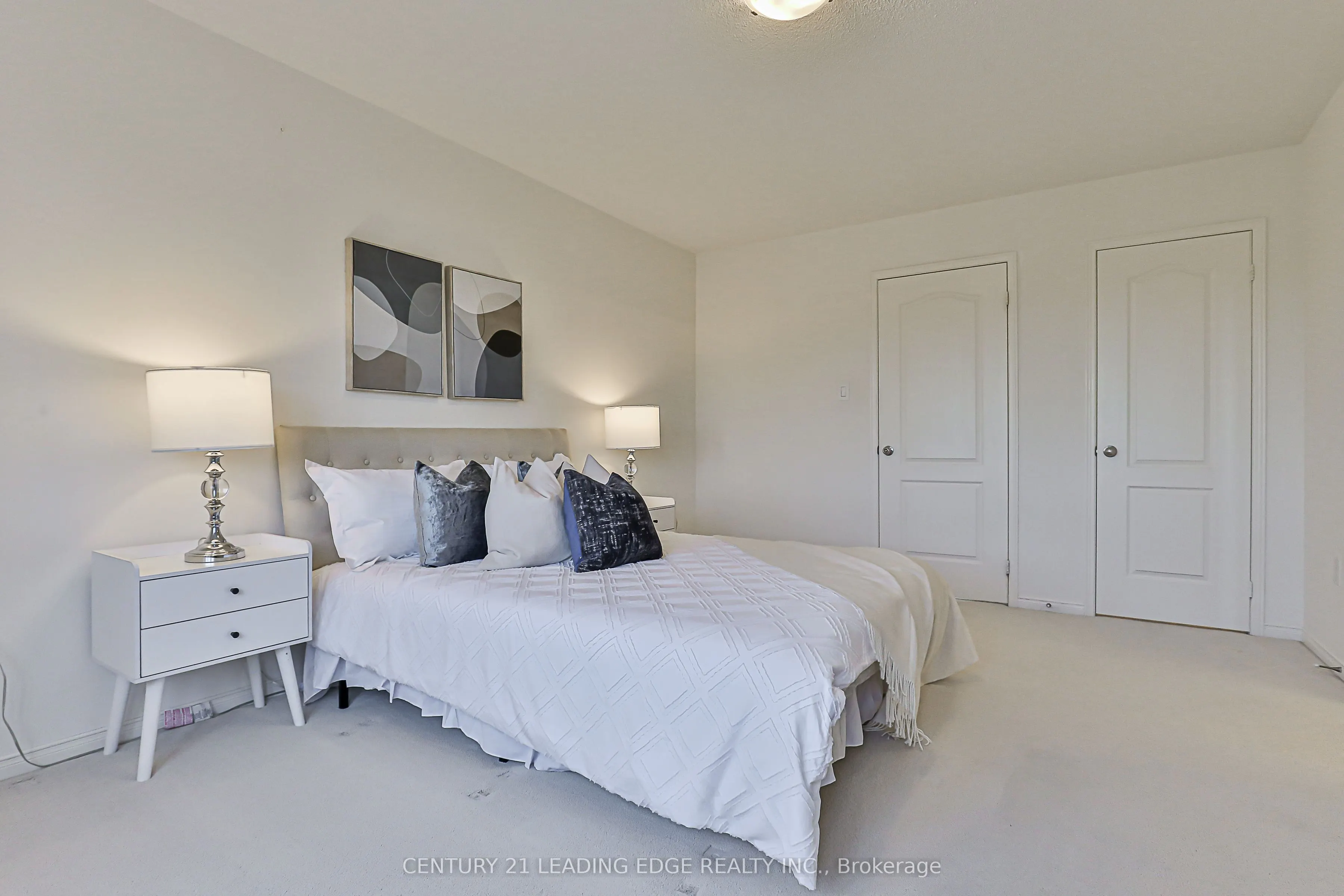 13 LODESTONE Lane