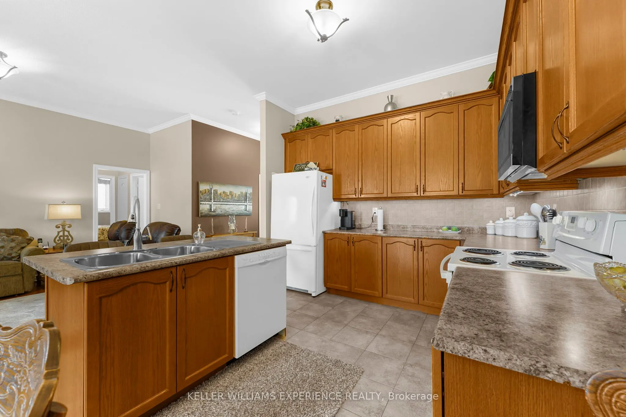40 Collier Crescent