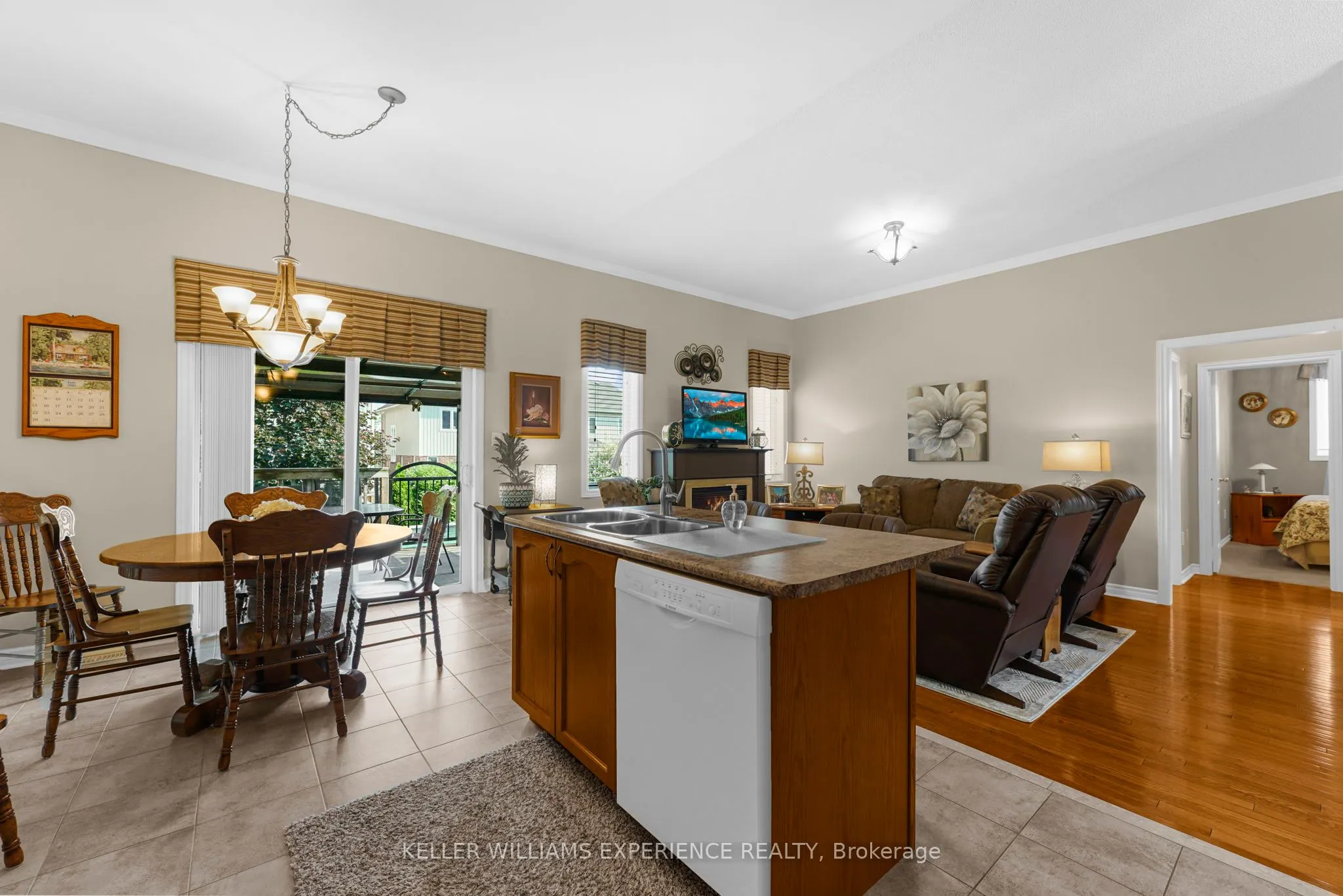 40 Collier Crescent