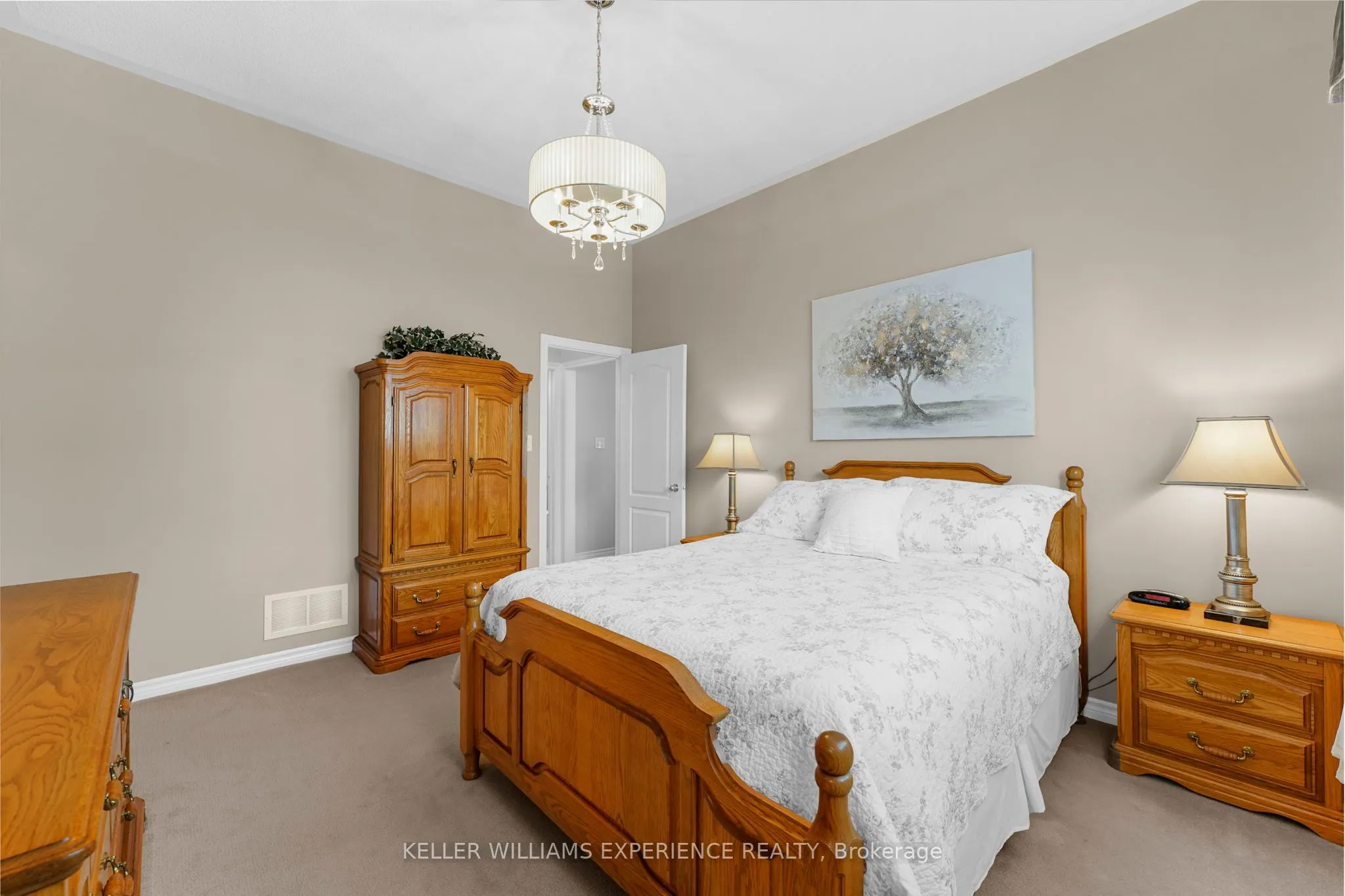 40 Collier Crescent
