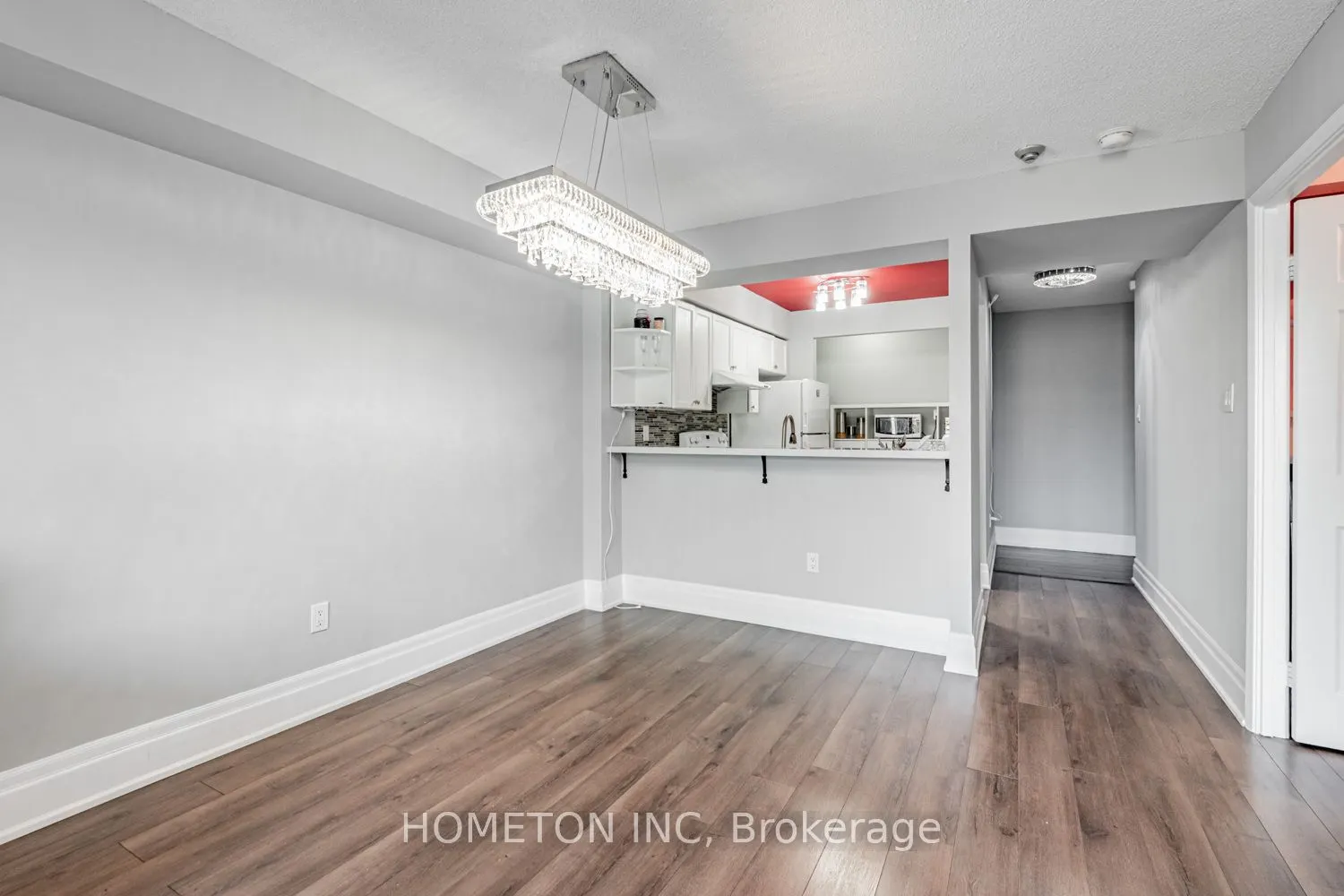 309 Major Mackenzie Drive E, #323