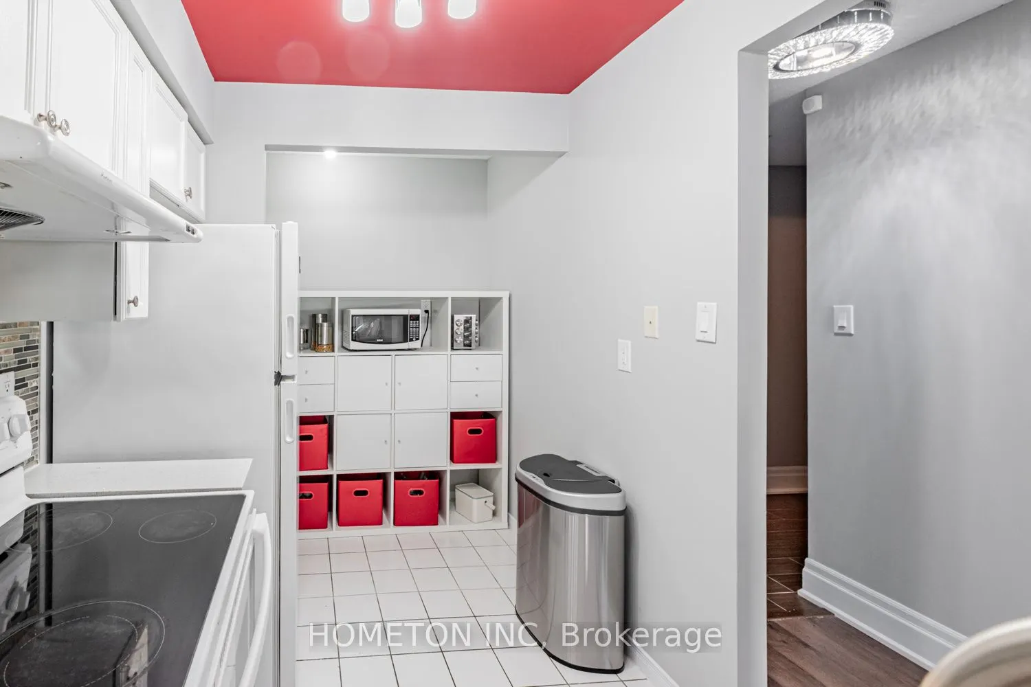 309 Major Mackenzie Drive E, #323