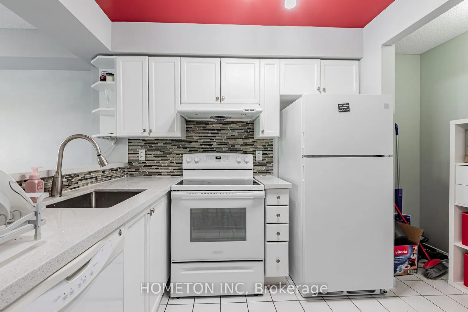 309 Major Mackenzie Drive E, #323