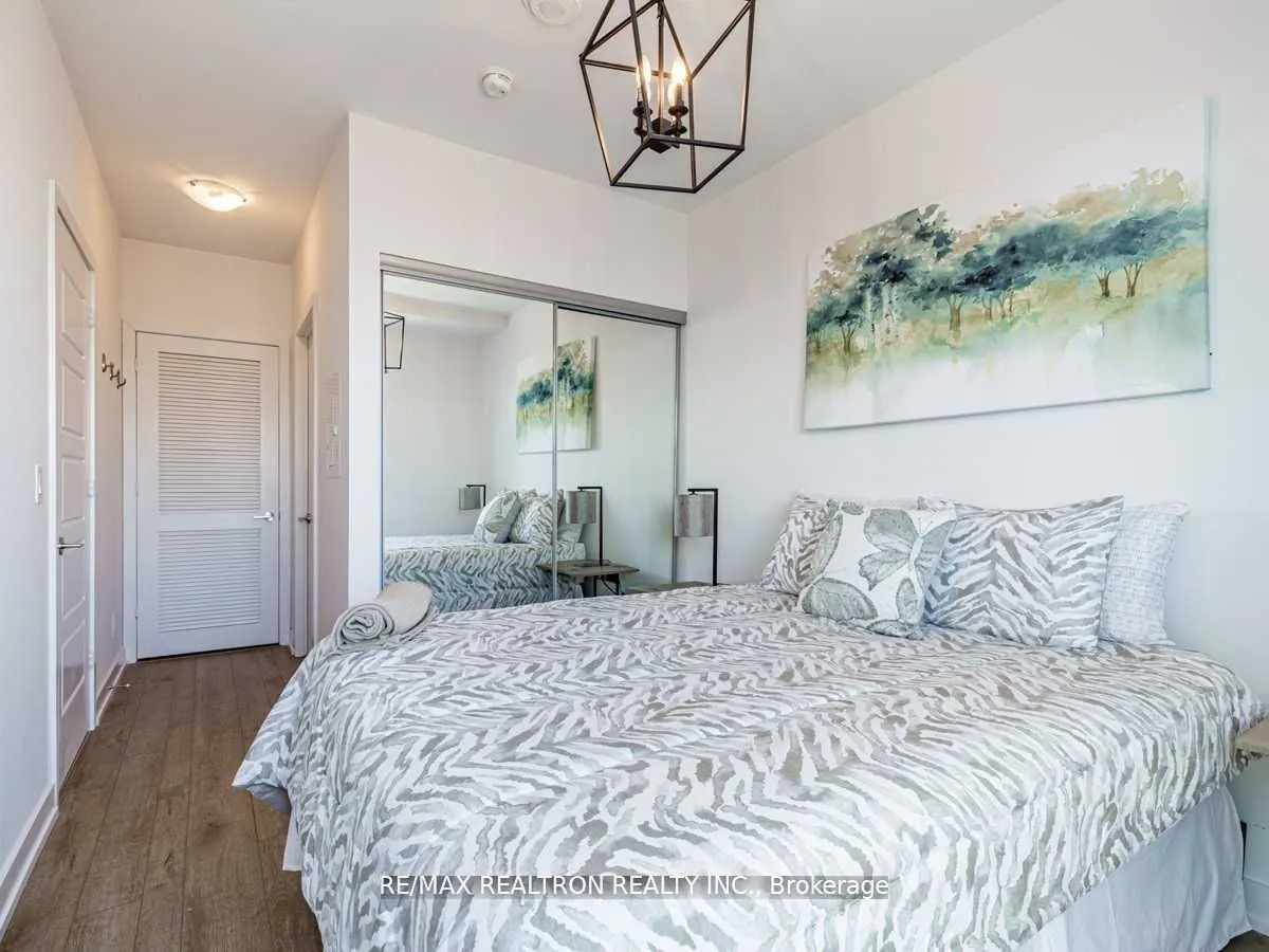 333 Sea Ray Avenue, #D429