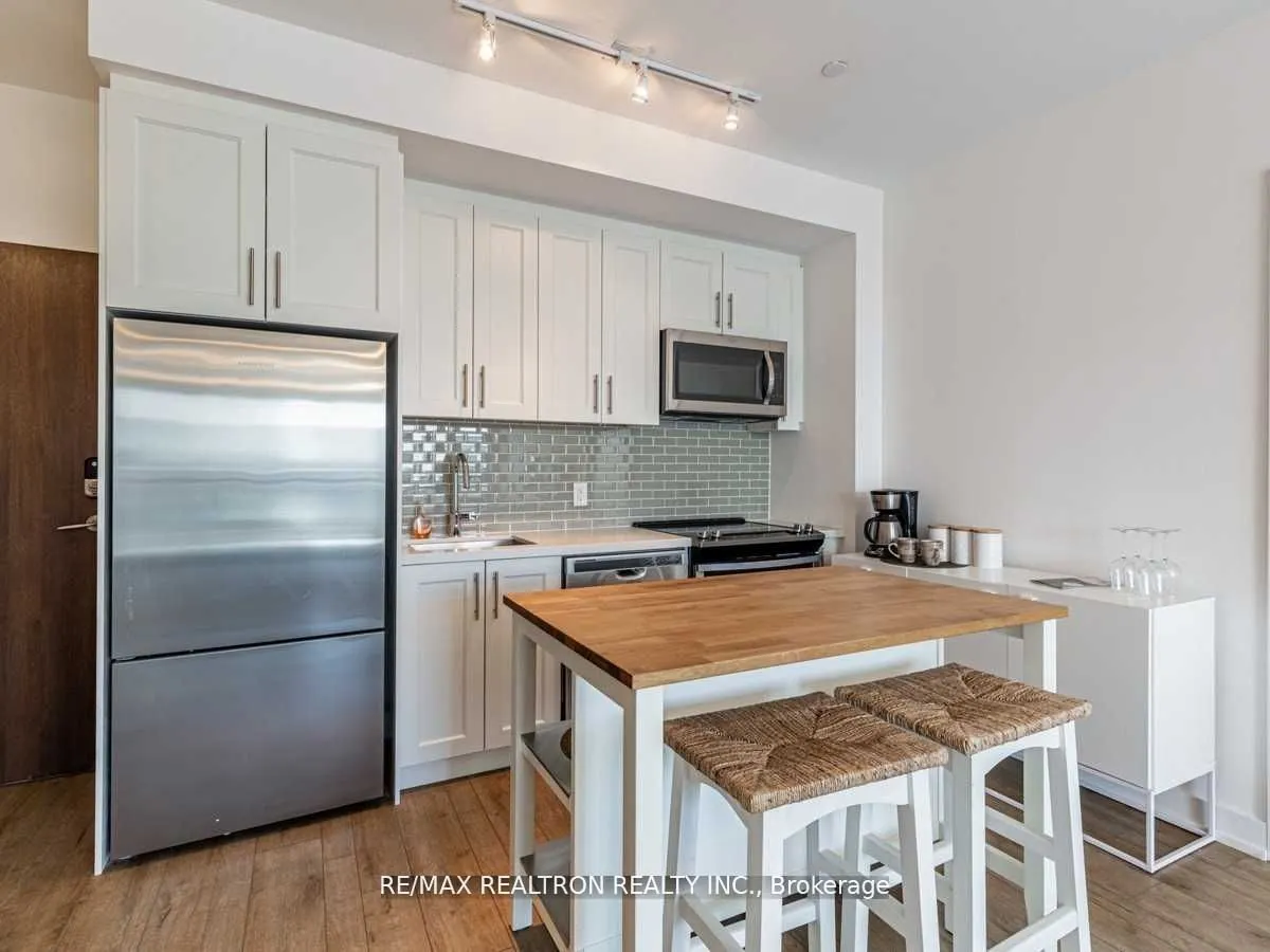 333 Sea Ray Avenue, #D429