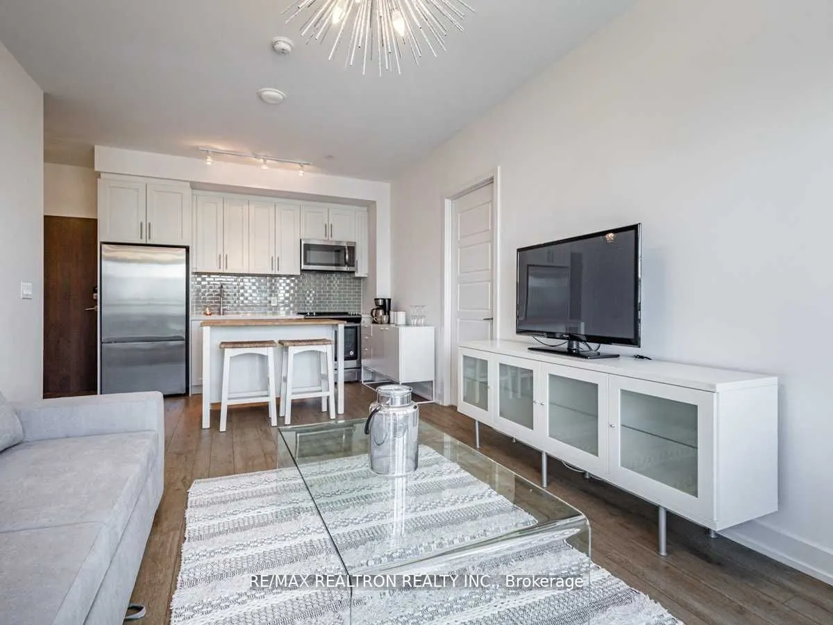 333 Sea Ray Avenue, #D429