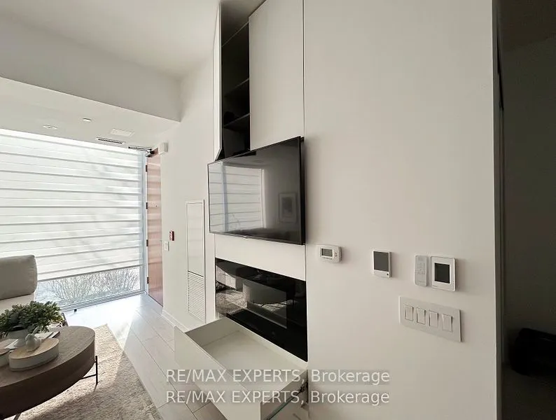 9 Buttermill Avenue W, #TH05