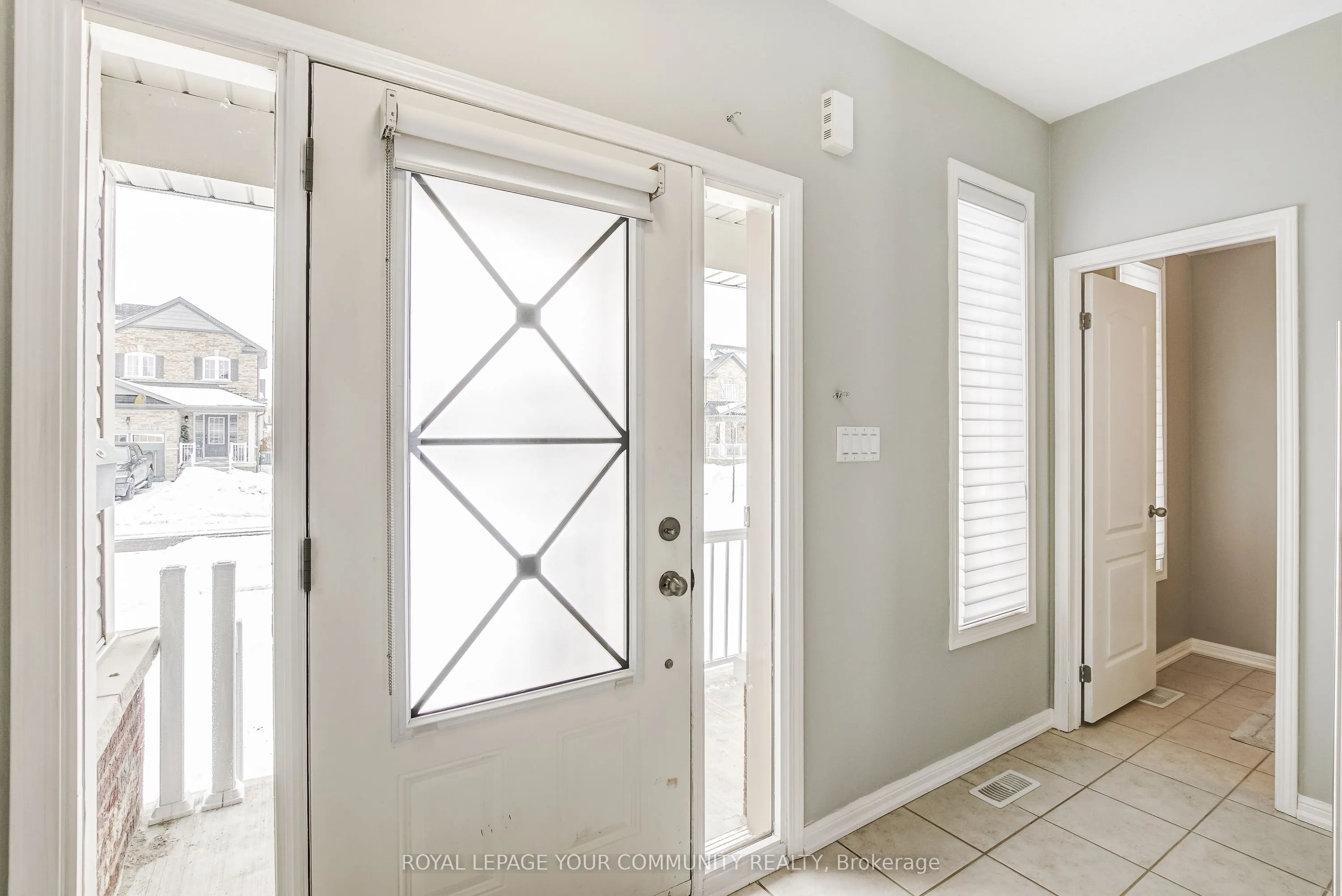 16 Don Hadden Crescent