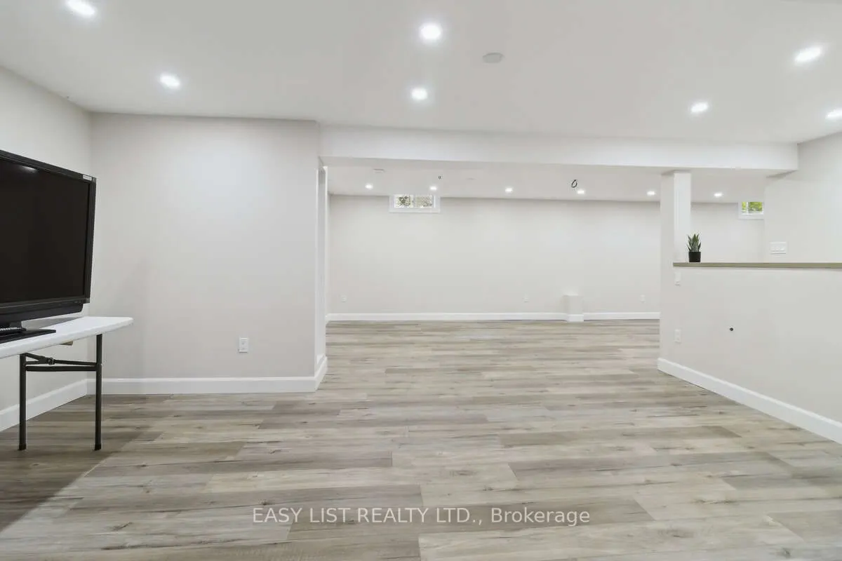 31 Bloomfield Trail