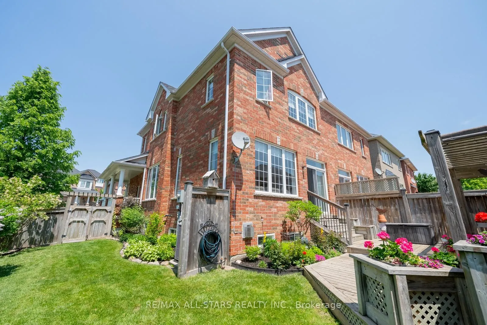 171 James Ratcliff Avenue