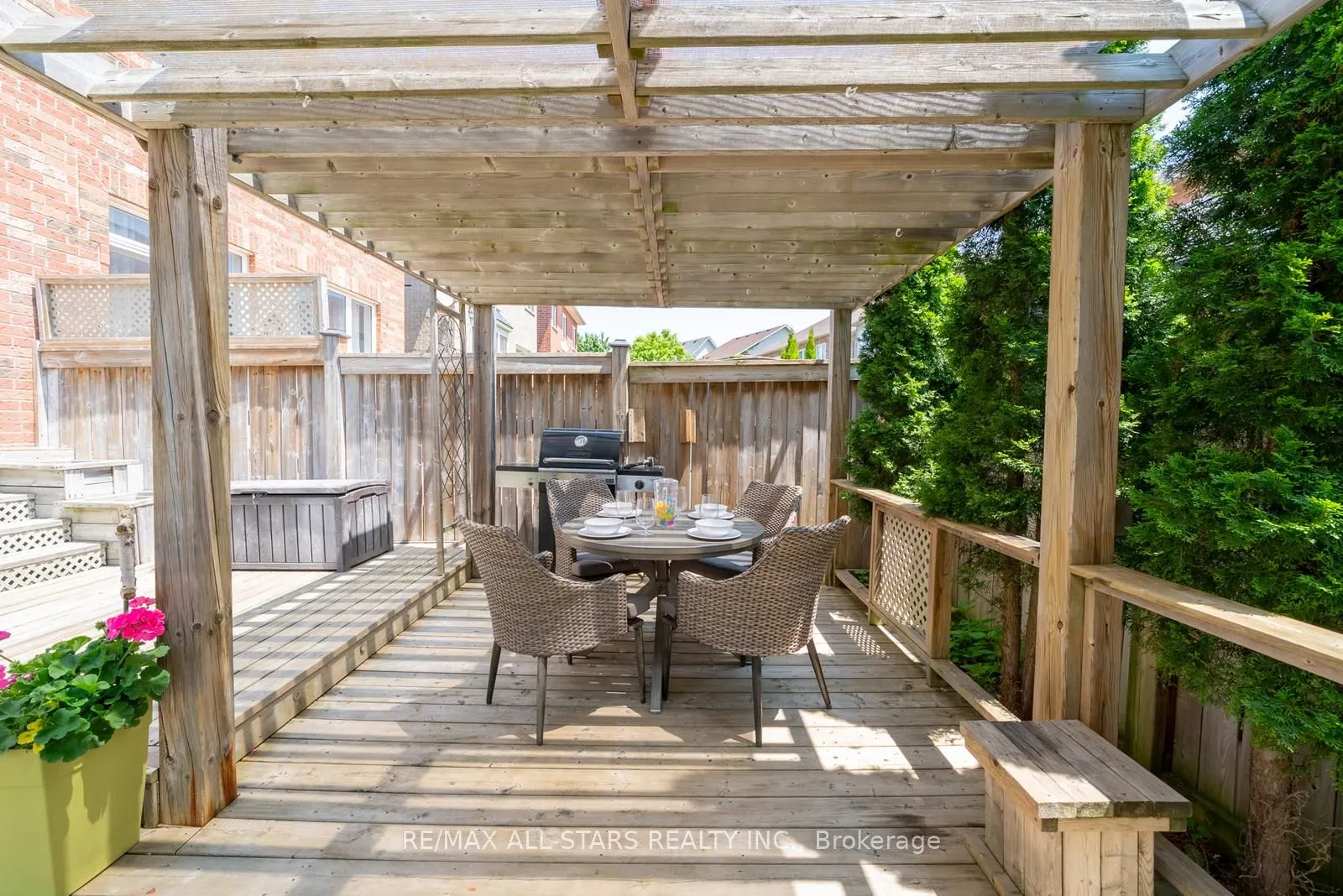 171 James Ratcliff Avenue