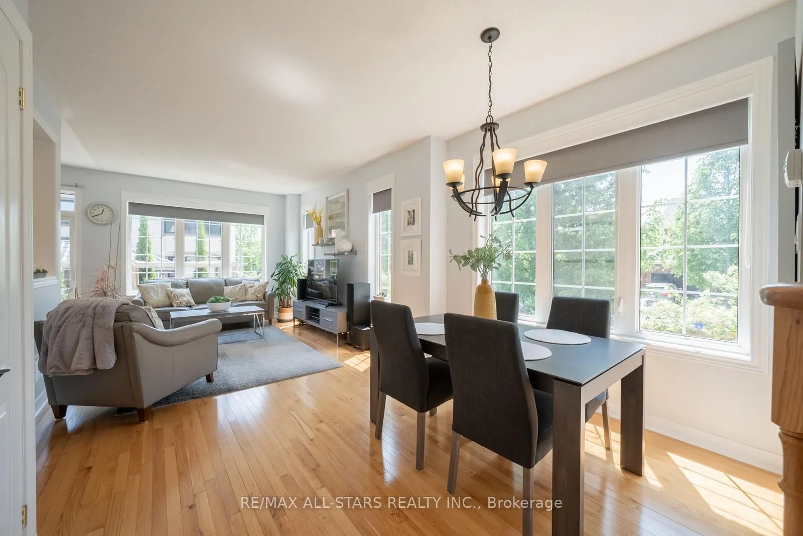 171 James Ratcliff Avenue