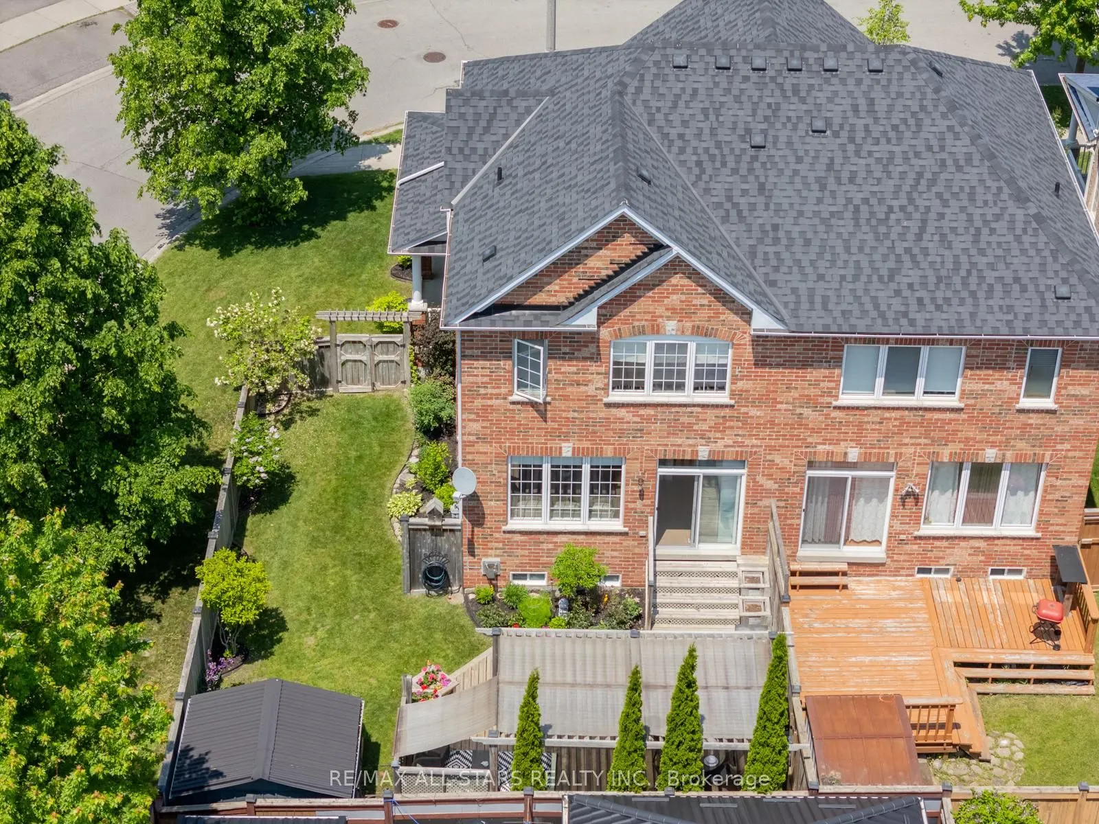 171 James Ratcliff Avenue