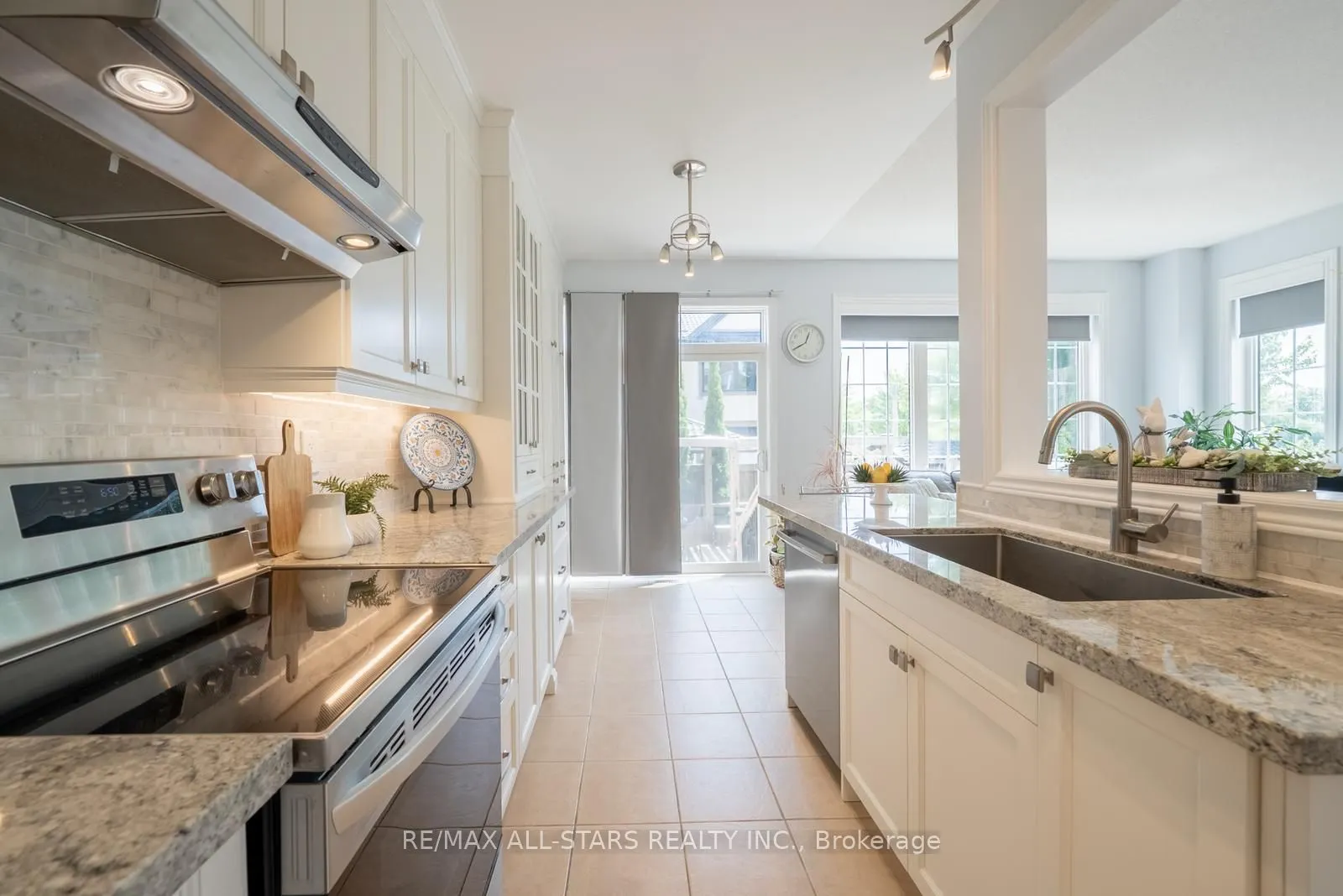 171 James Ratcliff Avenue