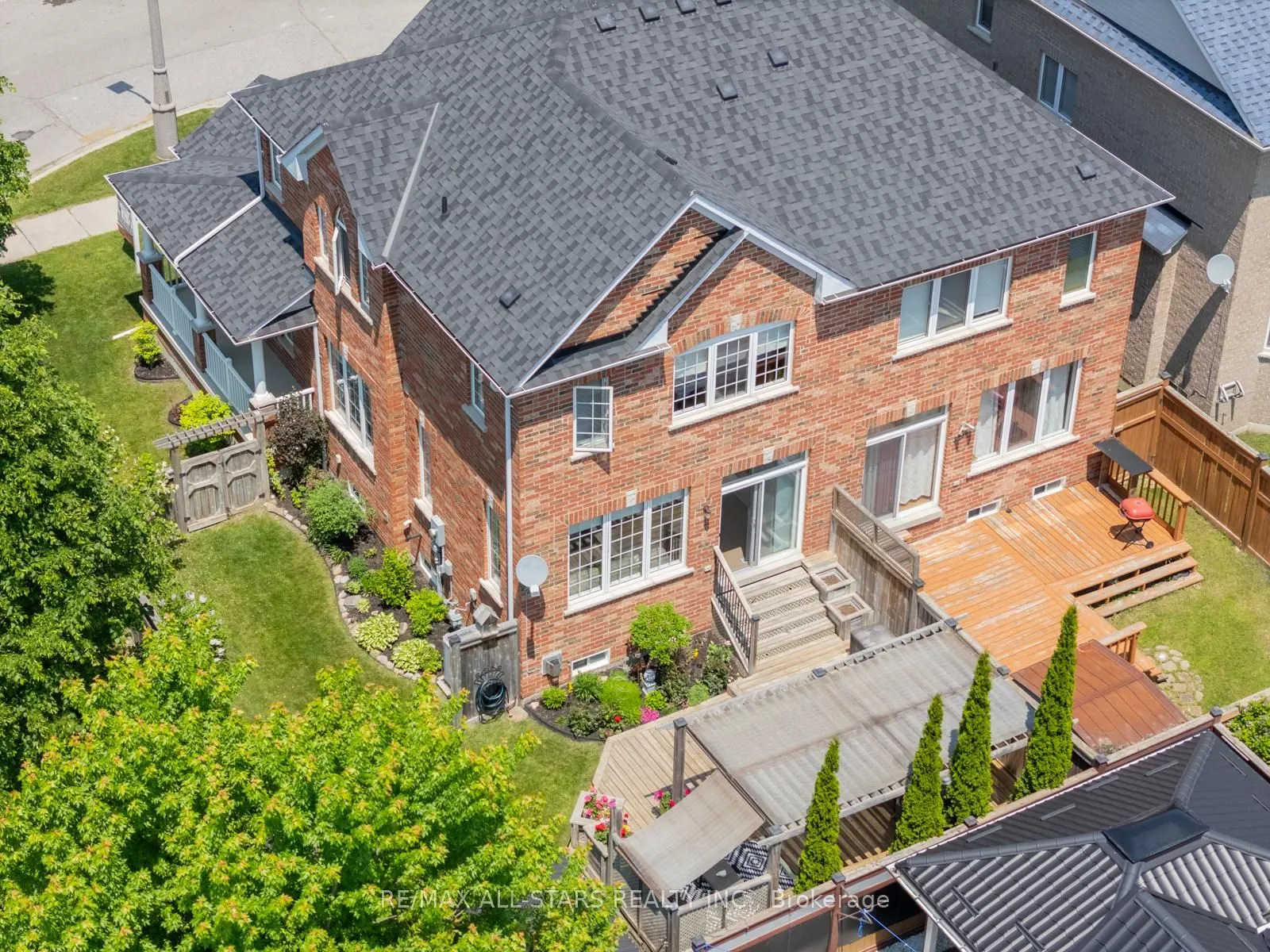171 James Ratcliff Avenue