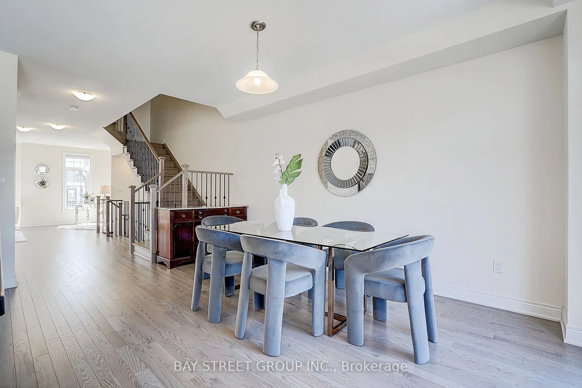 34 Phillipsen Way