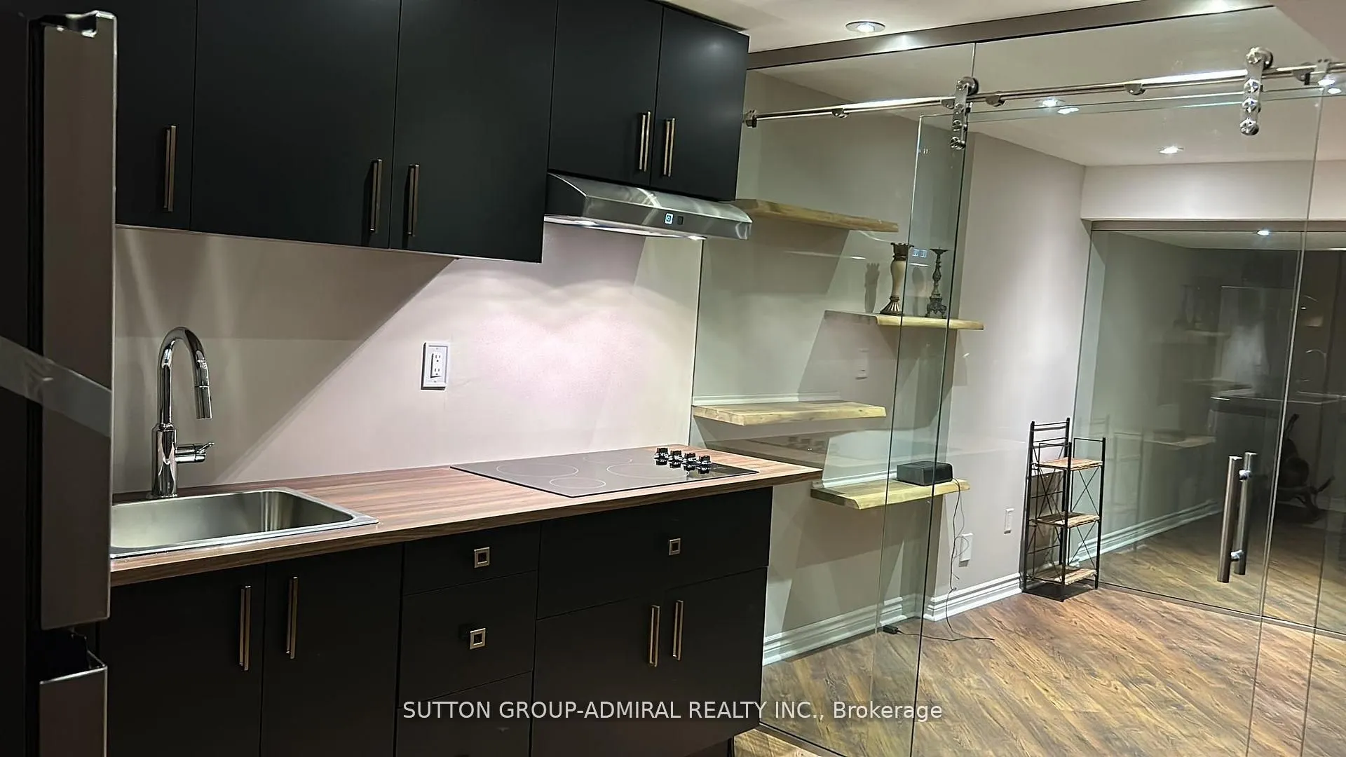 18 William Bowes Boulevard, #Basement