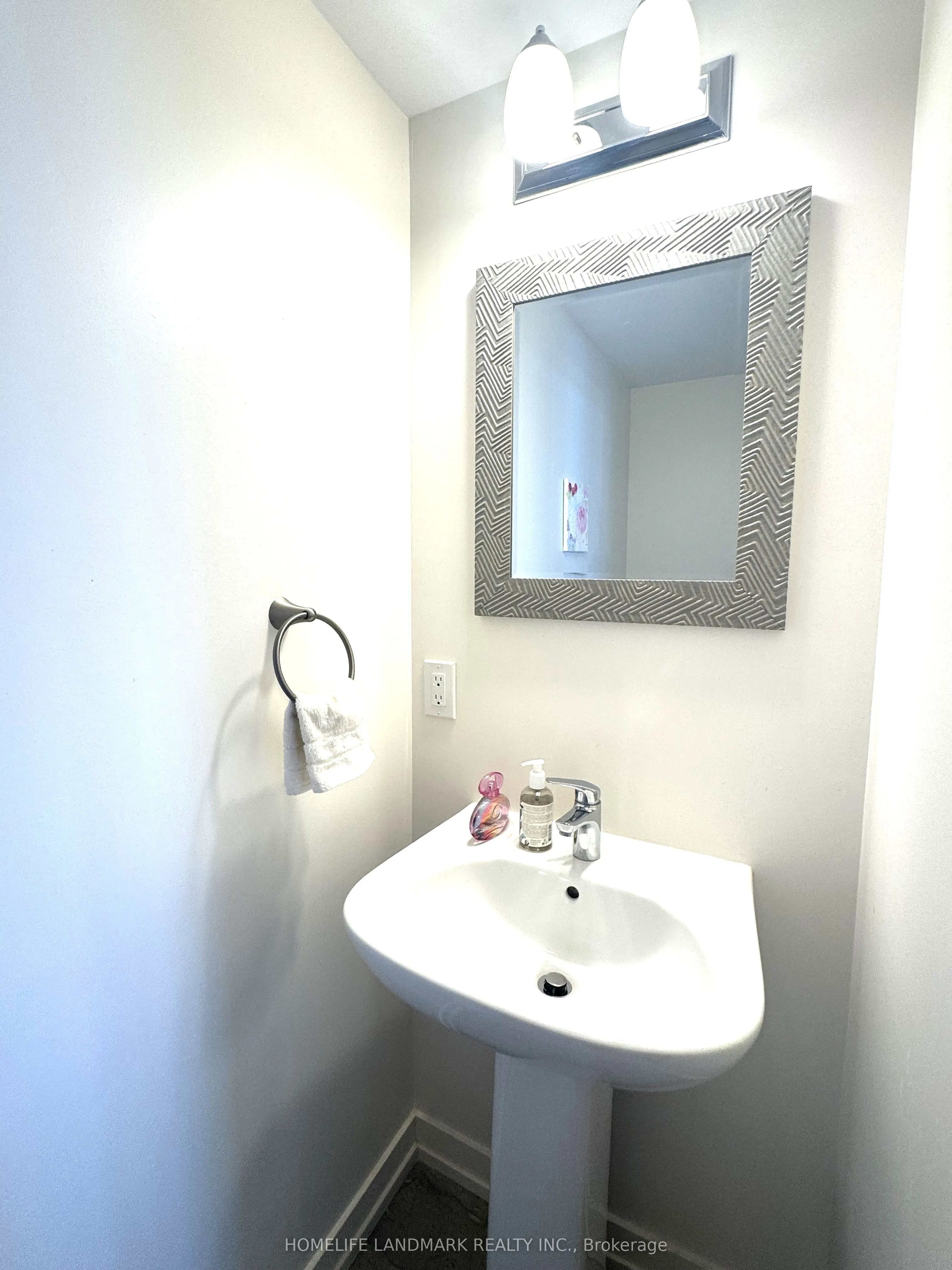 7 bellcastle Gate, #433