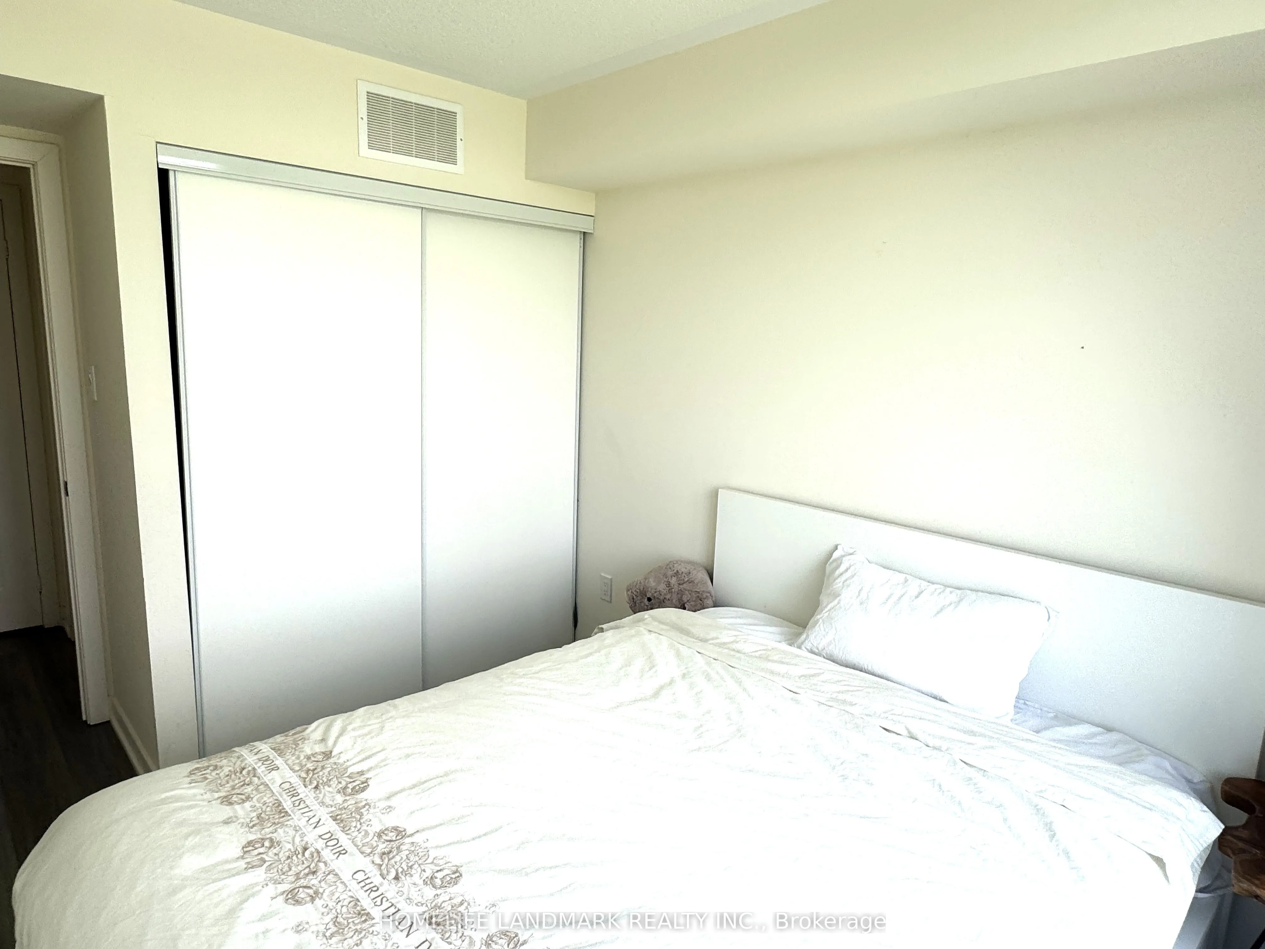 7 bellcastle Gate, #433